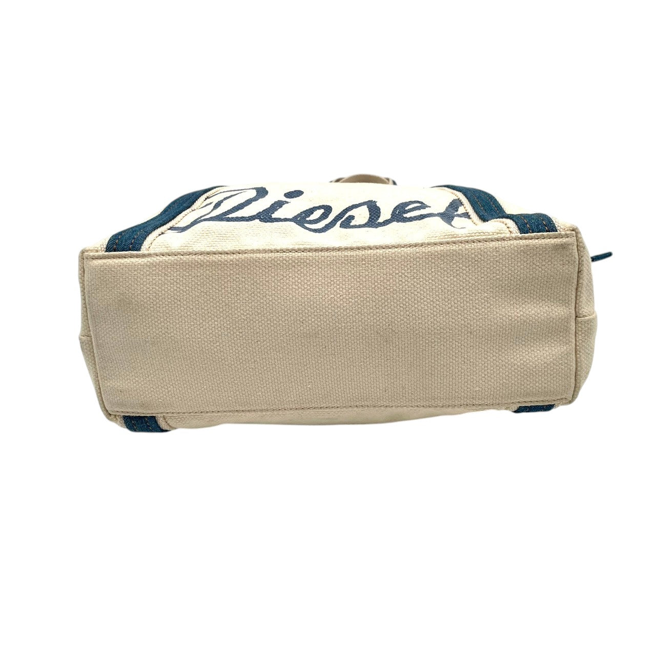 【美品】ディーゼル バッグ キャンバス トートバッグ ハンドバッグ 手提げ 肩掛け ロゴ刺しゅう コットン アイボリー 生成り ブルー 青 シルバー金具 エレガント スタイリッシュ カジュアル デイリー レディース 人気 定番 鞄 S64