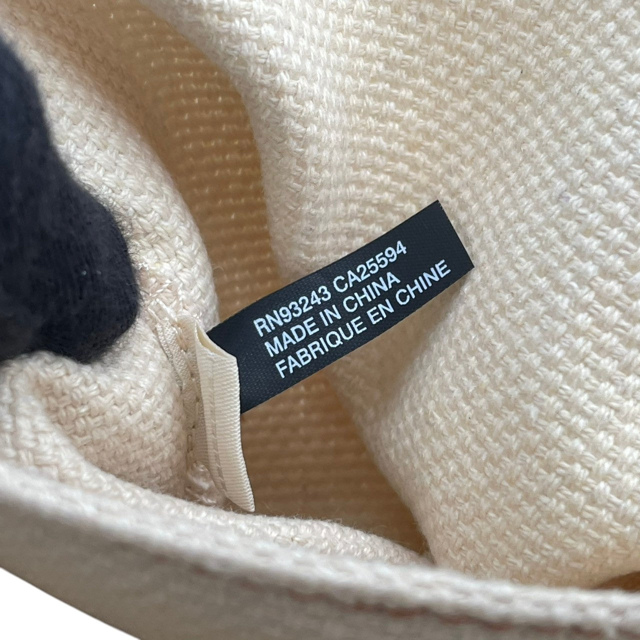 【美品】ディーゼル バッグ キャンバス トートバッグ ハンドバッグ 手提げ 肩掛け ロゴ刺しゅう コットン アイボリー 生成り ブルー 青 シルバー金具 エレガント スタイリッシュ カジュアル デイリー レディース 人気 定番 鞄 S64