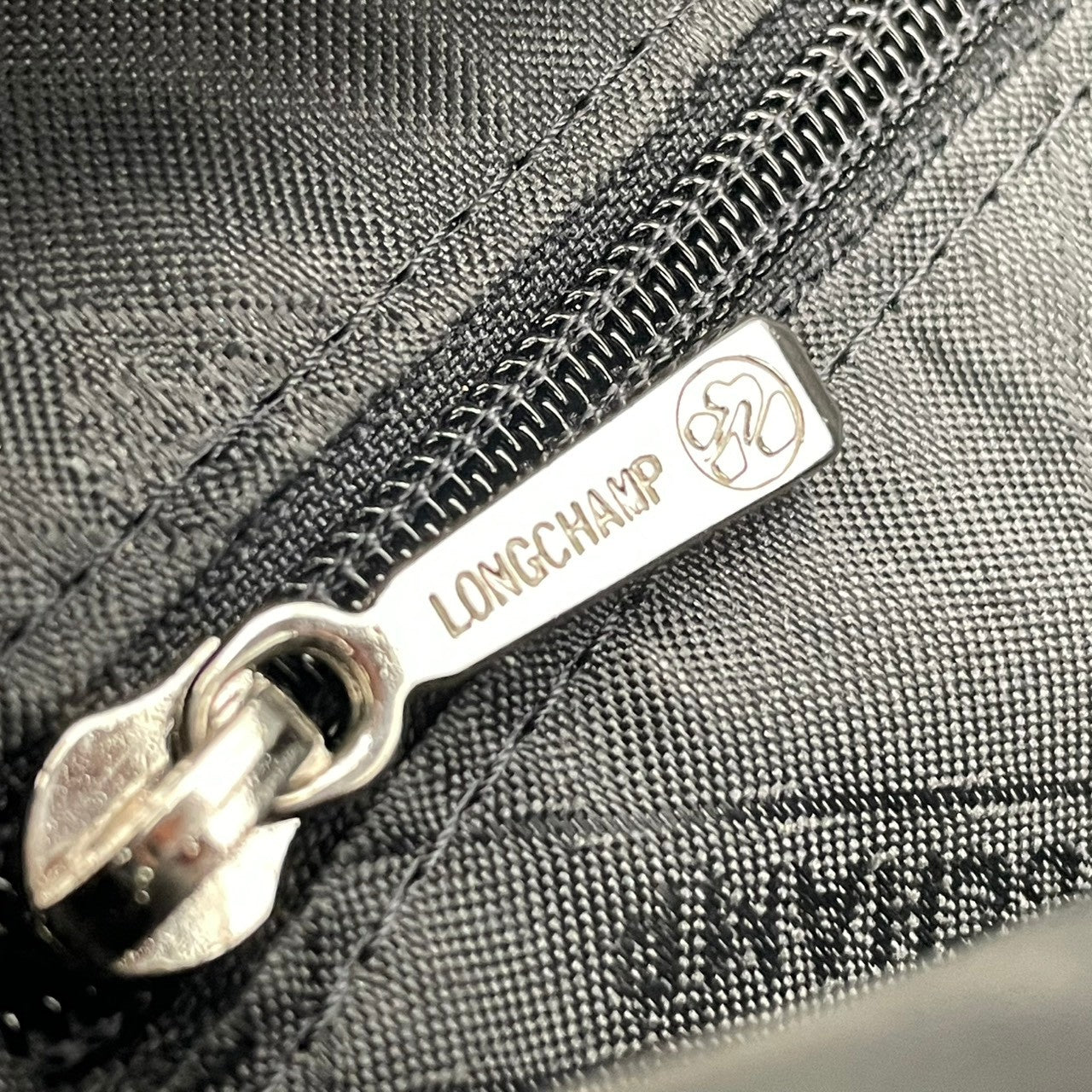 LONGCHAMP ロンシャン バッグ ロゾ ハンドバッグ トートバッグ 手提げ レザー クロコ型押し ブラック 黒 シルバー金具 トグル A4収納 ビジネス 通勤 通学 エレガント クラシック スタイリッシュ 上品 レディース 定番 人気 鞄 S32