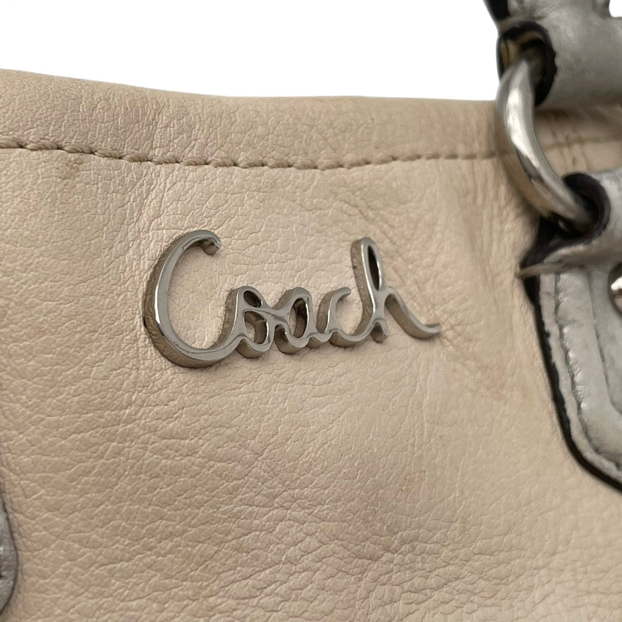 COACH コーチ バッグ アシュレイ レザー 2WAY ショルダーバッグ ハンドバッグ ギャザー 斜め掛け 肩掛け 手提げ 本革 革 アイボリー オフホワイト 白系 シルバー金具 カジュアル デイリー F20342 S80