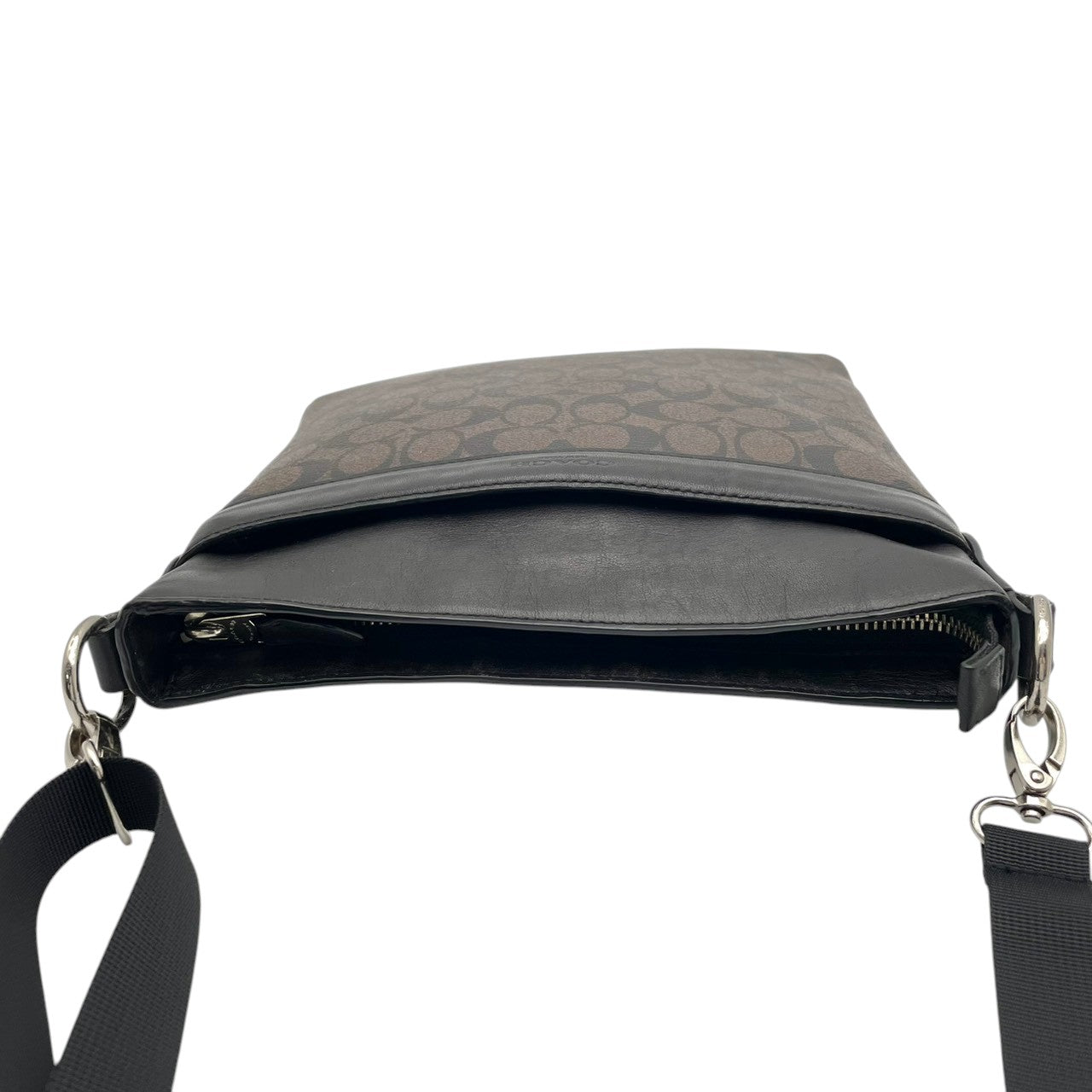 COACH コーチ バッグ チャールズ シグネチャー ショルダーバッグ クロスボディ 斜め掛け 斜めがけ PVC レザー 本革 ブラウン ダークブラウン 茶系 黒 メンズ レディース ユニセックス スタイリッシュ カジュアル デイリー F54781 S80