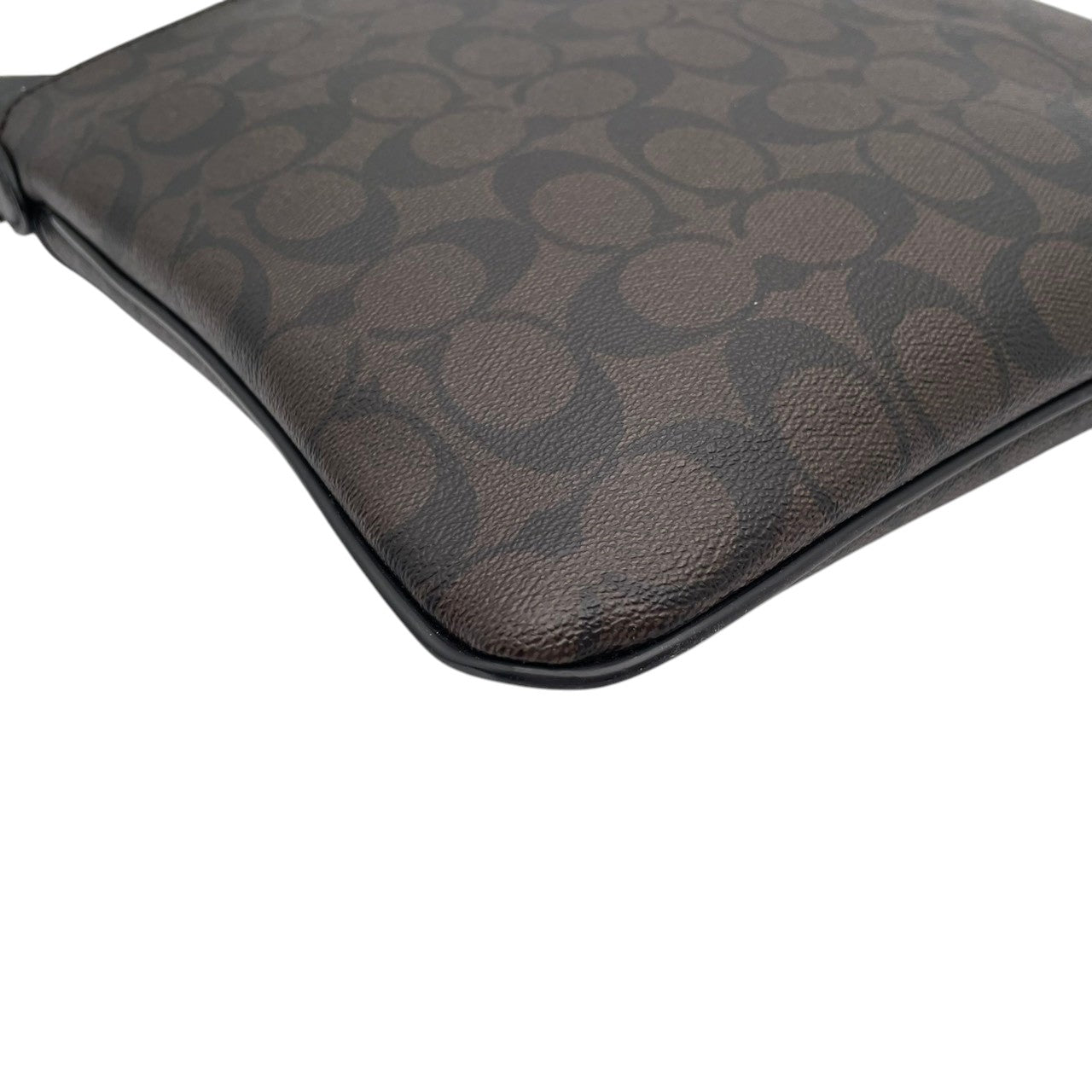 COACH コーチ バッグ チャールズ シグネチャー ショルダーバッグ クロスボディ 斜め掛け 斜めがけ PVC レザー 本革 ブラウン ダークブラウン 茶系 黒 メンズ レディース ユニセックス スタイリッシュ カジュアル デイリー F54781 S80