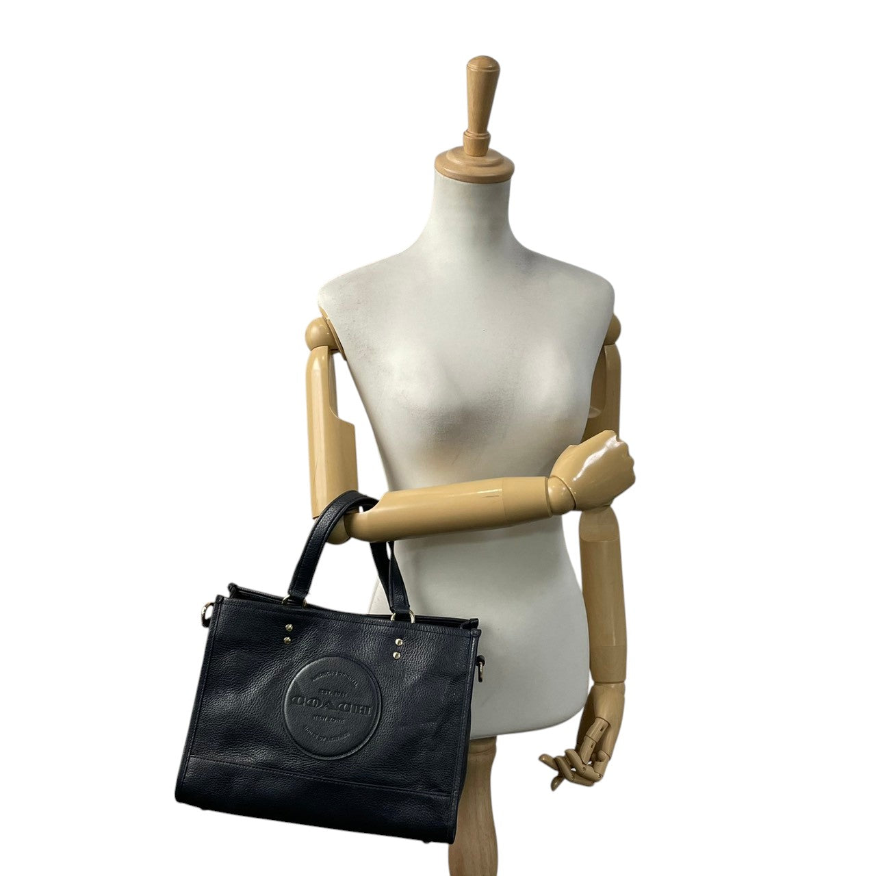 【美品】 COACH コーチ バッグ デンプシー キャリーオール ウィズ パッチ ハンドバッグ トートバッグ 手提げ 本革 レザー ブラック 黒 ゴールド金具 ロゴパッチ エレガント スタイリッシュ 通勤 レディース 人気 定番 鞄 C2004 S80