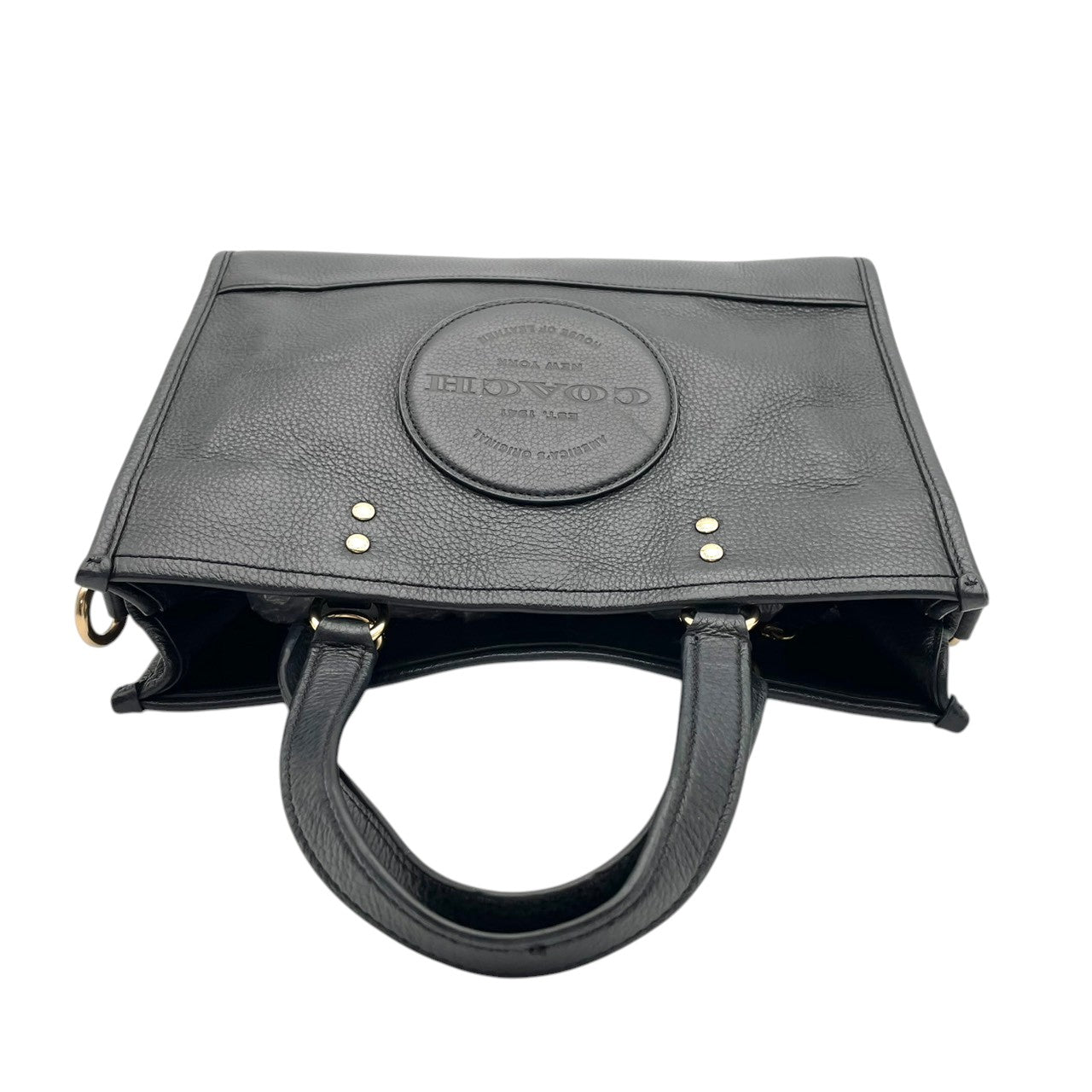 【美品】 COACH コーチ バッグ デンプシー キャリーオール ウィズ パッチ ハンドバッグ トートバッグ 手提げ 本革 レザー ブラック 黒 ゴールド金具 ロゴパッチ エレガント スタイリッシュ 通勤 レディース 人気 定番 鞄 C2004 S80
