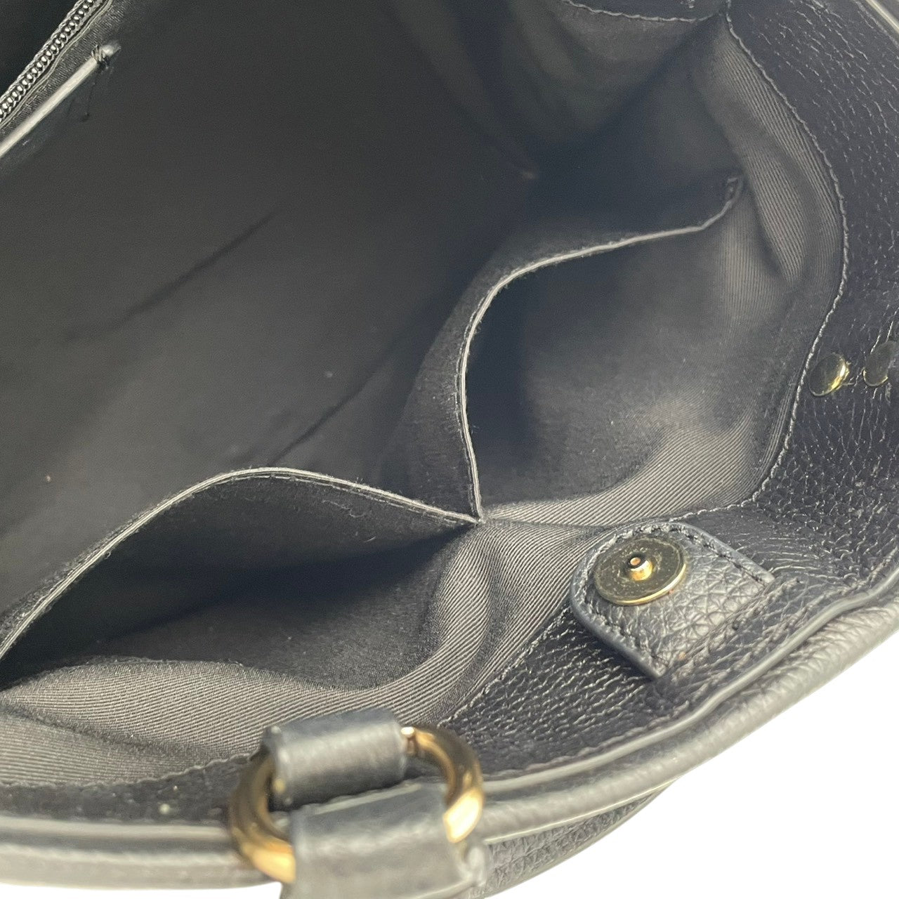 【美品】 COACH コーチ バッグ デンプシー キャリーオール ウィズ パッチ ハンドバッグ トートバッグ 手提げ 本革 レザー ブラック 黒 ゴールド金具 ロゴパッチ エレガント スタイリッシュ 通勤 レディース 人気 定番 鞄 C2004 S80