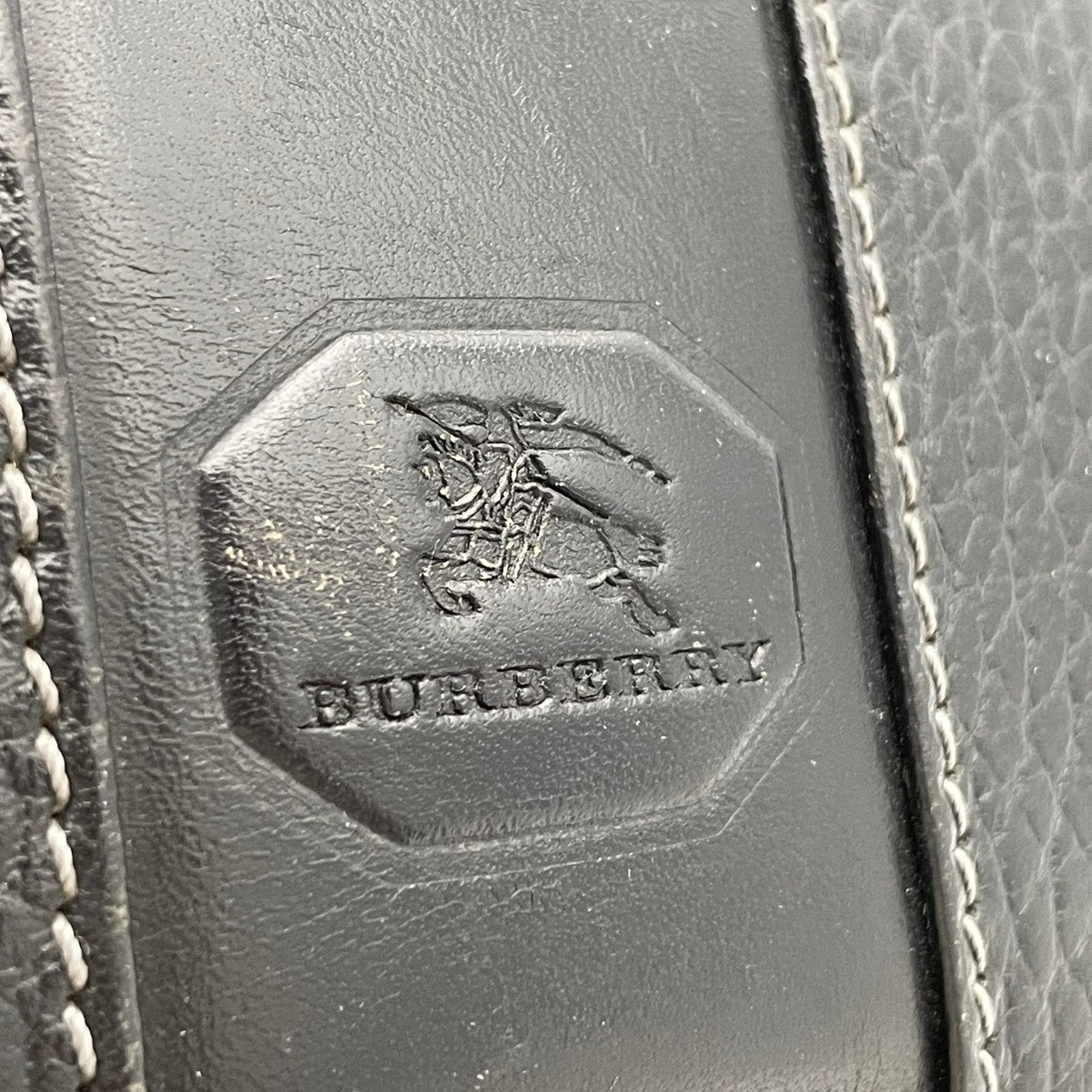 バーバリー バッグ BURBERRY ブリーフケース ビジネスバッグ ダレスバッグ ハンドバッグ 手提げ A4収納 型押しレザー 本革 ブラック 黒 シルバー金具 ノバチェック エレガント クラシック ヴィンテージ メンズ 男性 通勤 仕事 定番 S90
