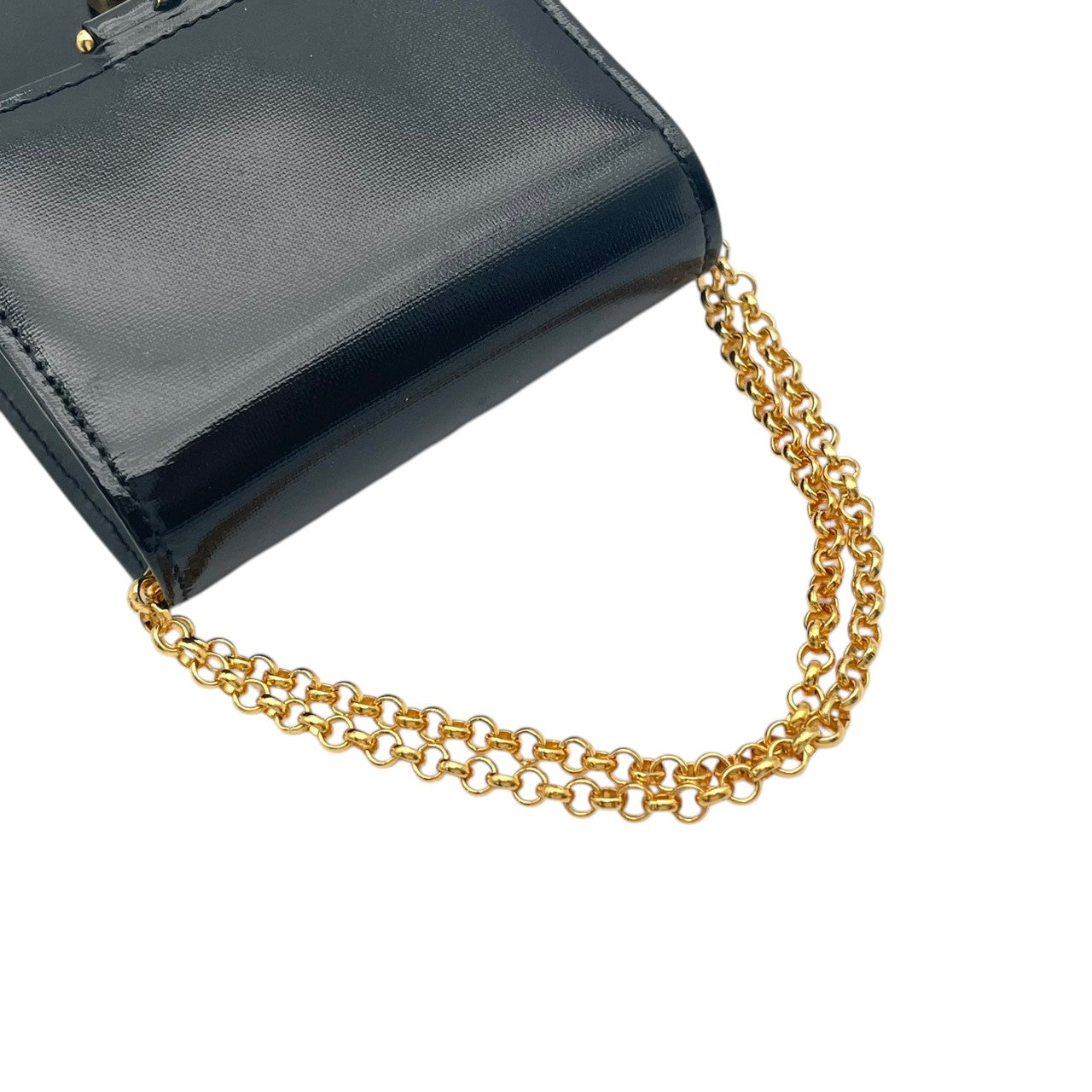 【美品】ジバンシー ヴィンテージ ミニチェーンショルダーバッグ ポシェット パテントレザー ブラック 黒 ゴールド金具 エレガント クラシック レトロ フォーマル パーティー デイリーユース レディース 女性 人気 定番 鞄 S81