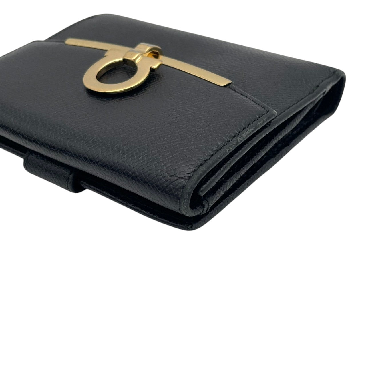 フェラガモ Salvatore Ferragamo ガンチーニ Wホック 二つ折り財布 コンパクト財布 レザー 本革 ブラック 黒 ゴールド金具 アイコン エレガント クラシック レトロ レディース 女性 人気 定番 高級感 財布 W1