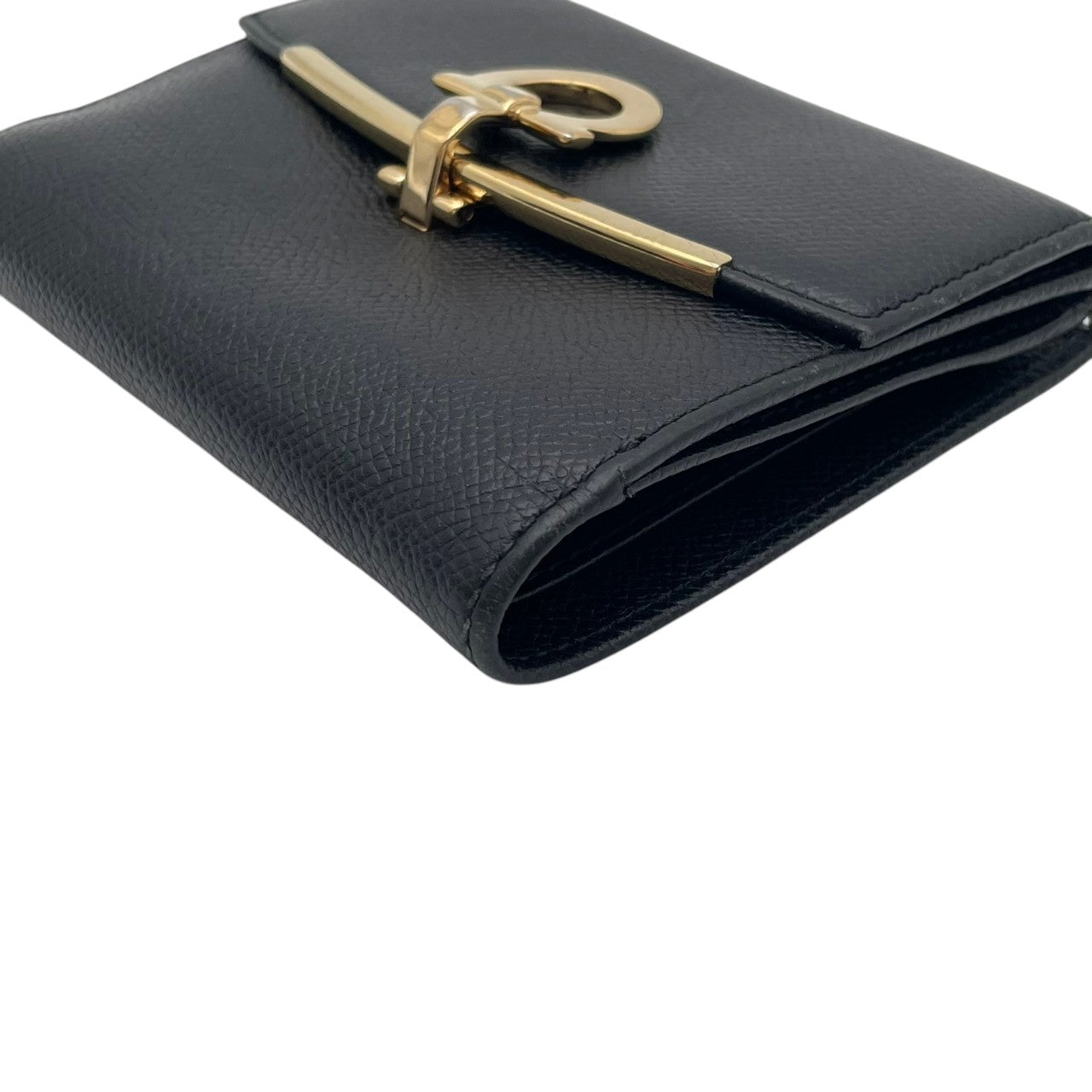 フェラガモ Salvatore Ferragamo ガンチーニ Wホック 二つ折り財布 コンパクト財布 レザー 本革 ブラック 黒 ゴールド金具 アイコン エレガント クラシック レトロ レディース 女性 人気 定番 高級感 財布 W1