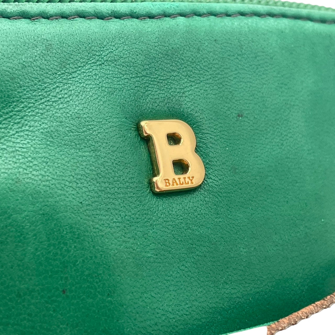 バリー バッグ BALLY ヴィンテージ レザー ショルダーバッグ ポシェット 斜め掛け クロスボディ マルチカラー グリーン ネイビー ピンク ゴールド金具 タッセル フリンジ レトロ スタイリッシュ カジュアル レディース 女性 人気 定番 鞄 S66