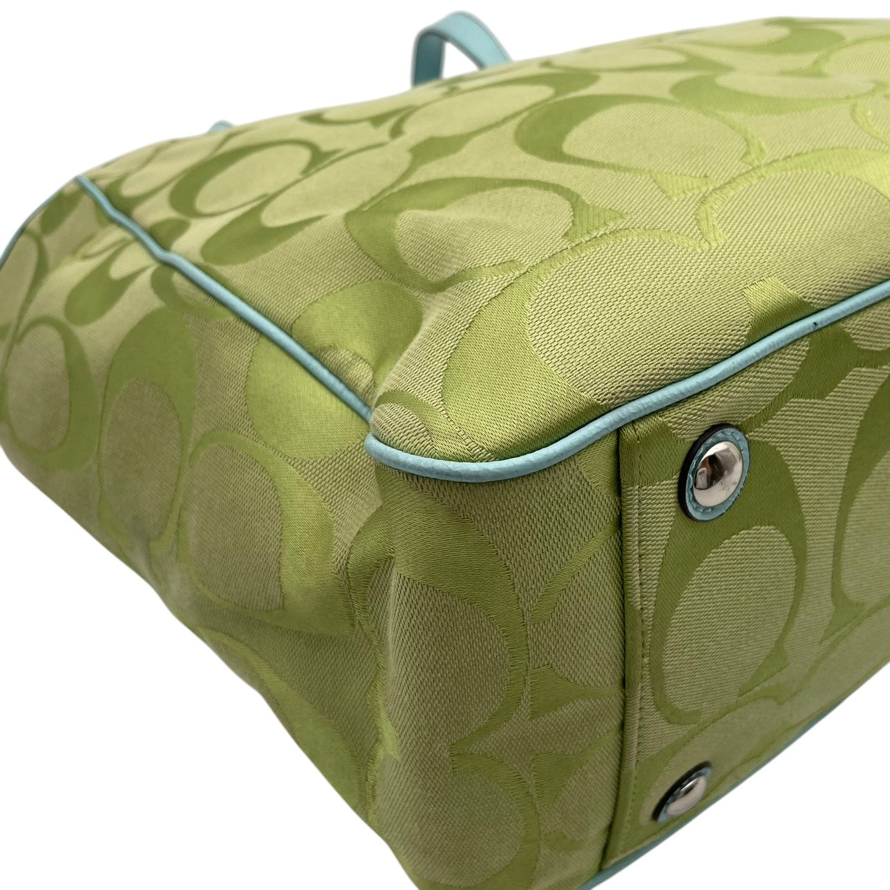 コーチ COACH リゾート シグネチャー XL トートバッグ ハンドバッグ 手提げ 肩掛け 大容量 A4収納 キャンバス レザー ライトグリーン 水色 シルバー金具 エレガント カジュアル デイリー 通勤 通学 レディース 女性 人気 22690 S66