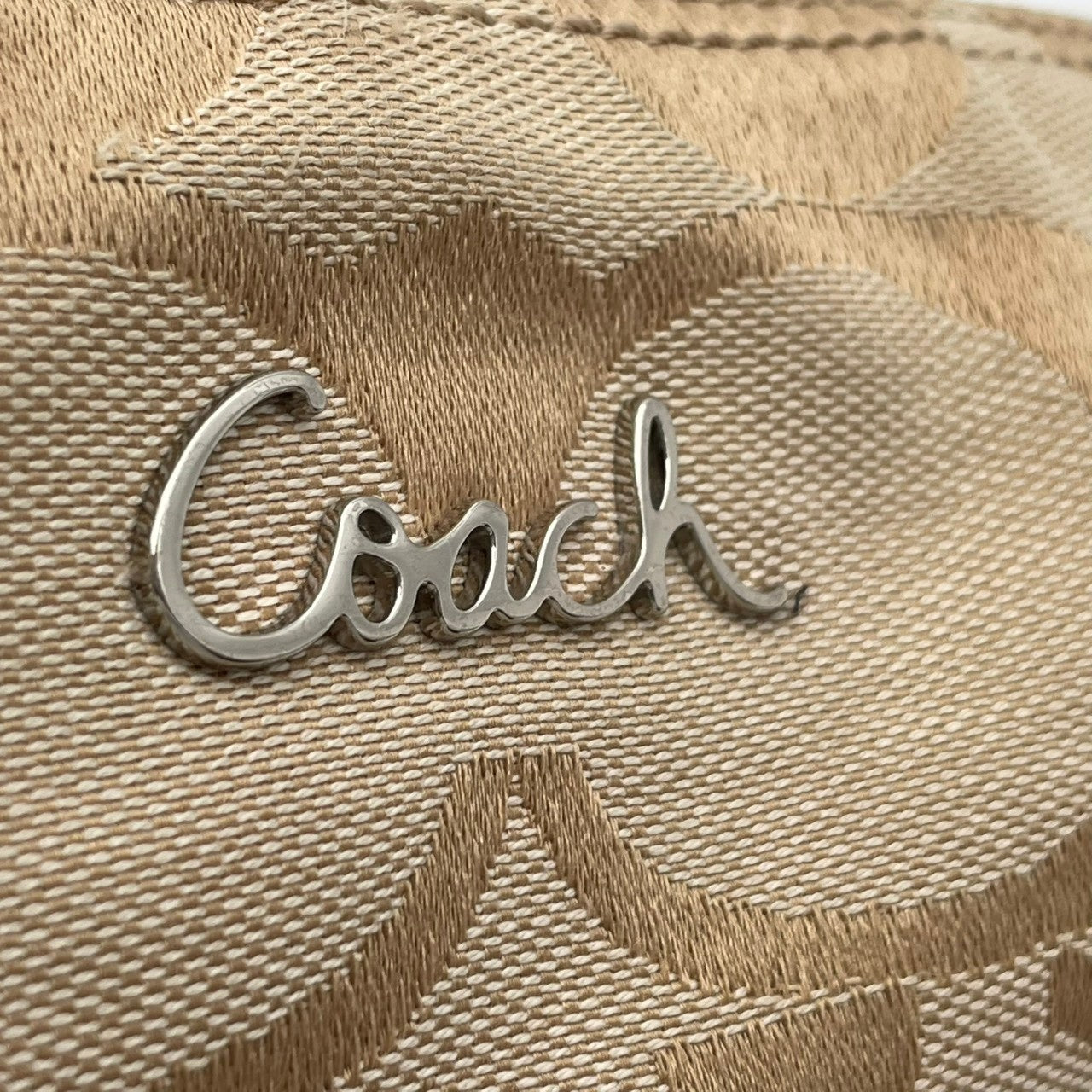 コーチ COACH シグネチャー ホーボー ショルダーバッグ ワンショルダーバッグ 肩掛け 斜め掛け キャンバス レザー ベージュ ライトピンク シルバー金具 エレガント カジュアル デイリー レディース 女性 人気 定番 F17490 S66