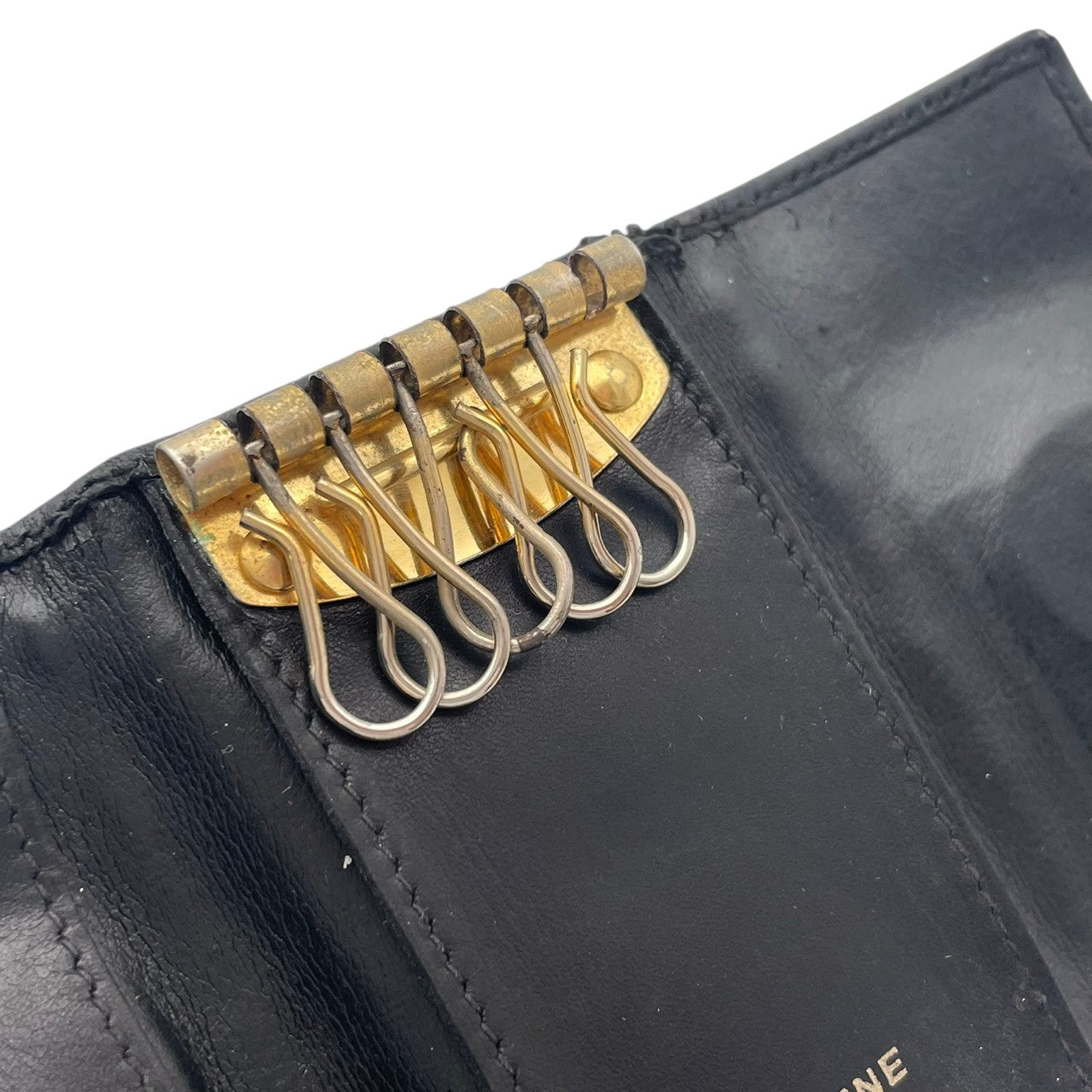 セリーヌ CELINE サークルロゴ ヴィンテージ キーケース 6連キーケース 鍵入れ 小物入れ レザー 本革 ブラック 黒 シルバー金具 エレガント クラシック レトロ レディース 女性 人気 定番 W5