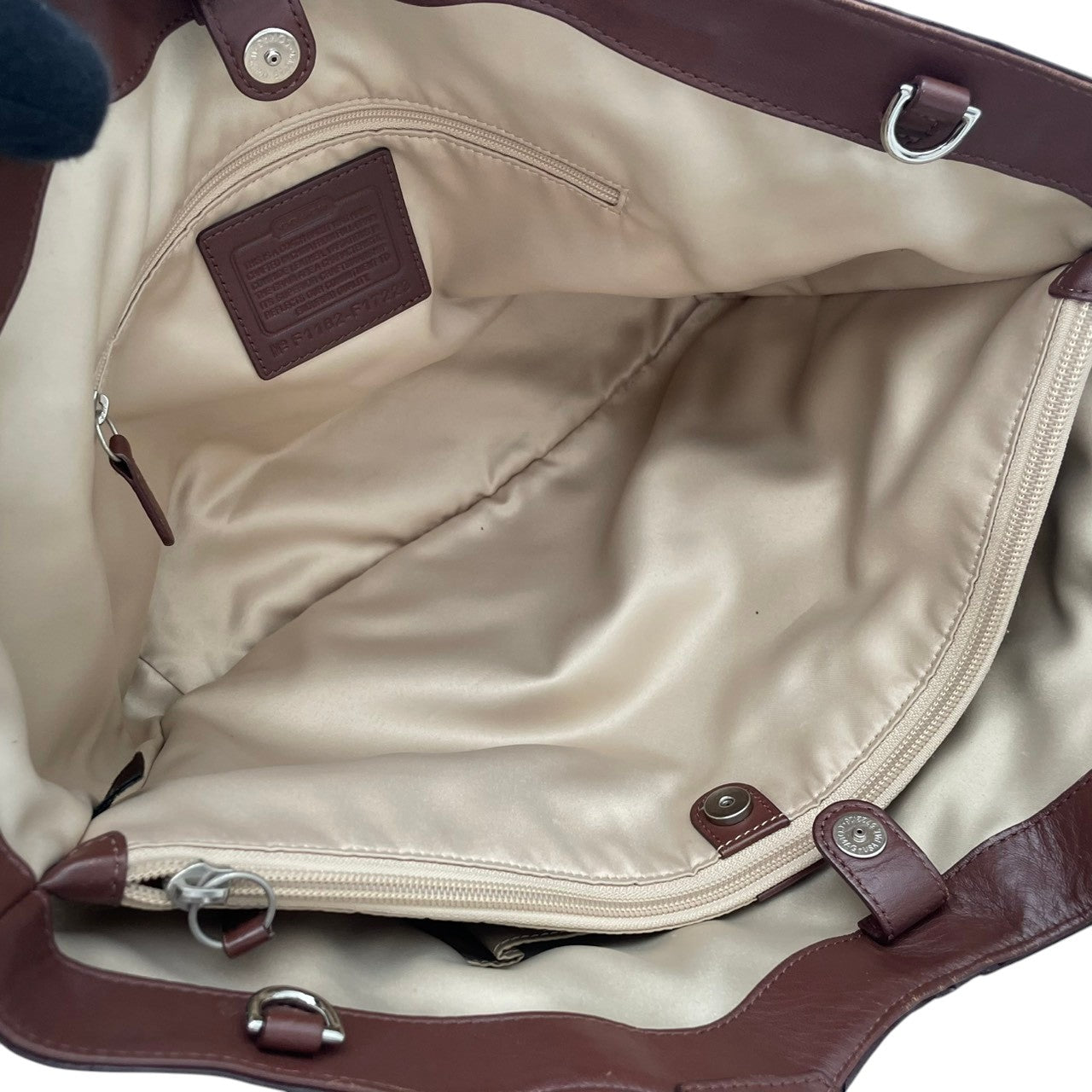 【美品】コーチ パンチング レザー 2WAY トートバッグ ハンドバッグ ショルダーバッグ 斜め掛け ブラウン 茶色 ゴールド金具 エレガント カジュアル デイリー 通勤 通学 レディース 女性 人気 定番 F17223 S68