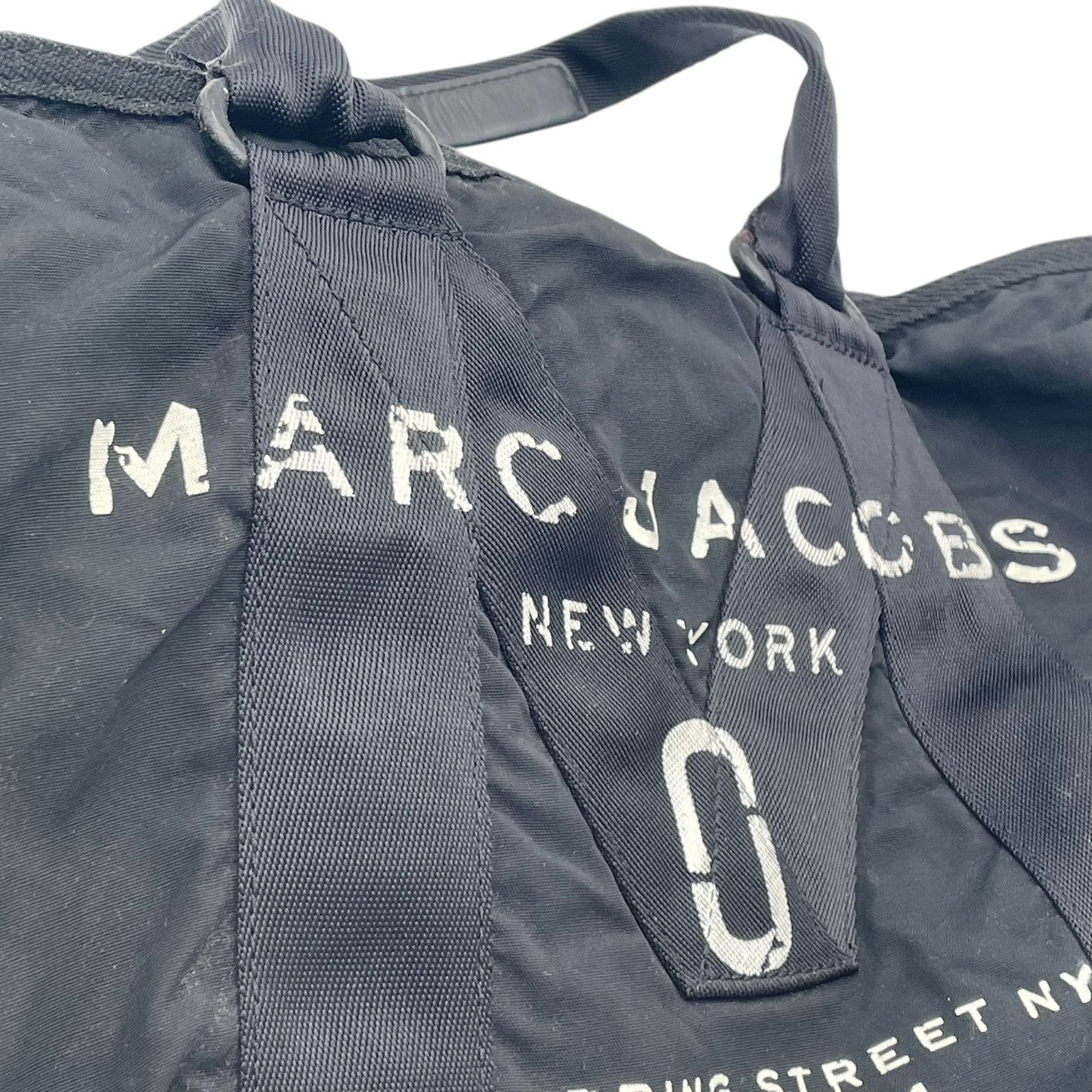 マークジェイコブス New Logo Tote ニュー ロゴ トート トートバッグ ハンドバッグ 手提げ A4収納 ナイロン ブラック 黒 ロゴプリント カジュアル デイリー 通勤 通学 レディース メンズ 人気 S3
