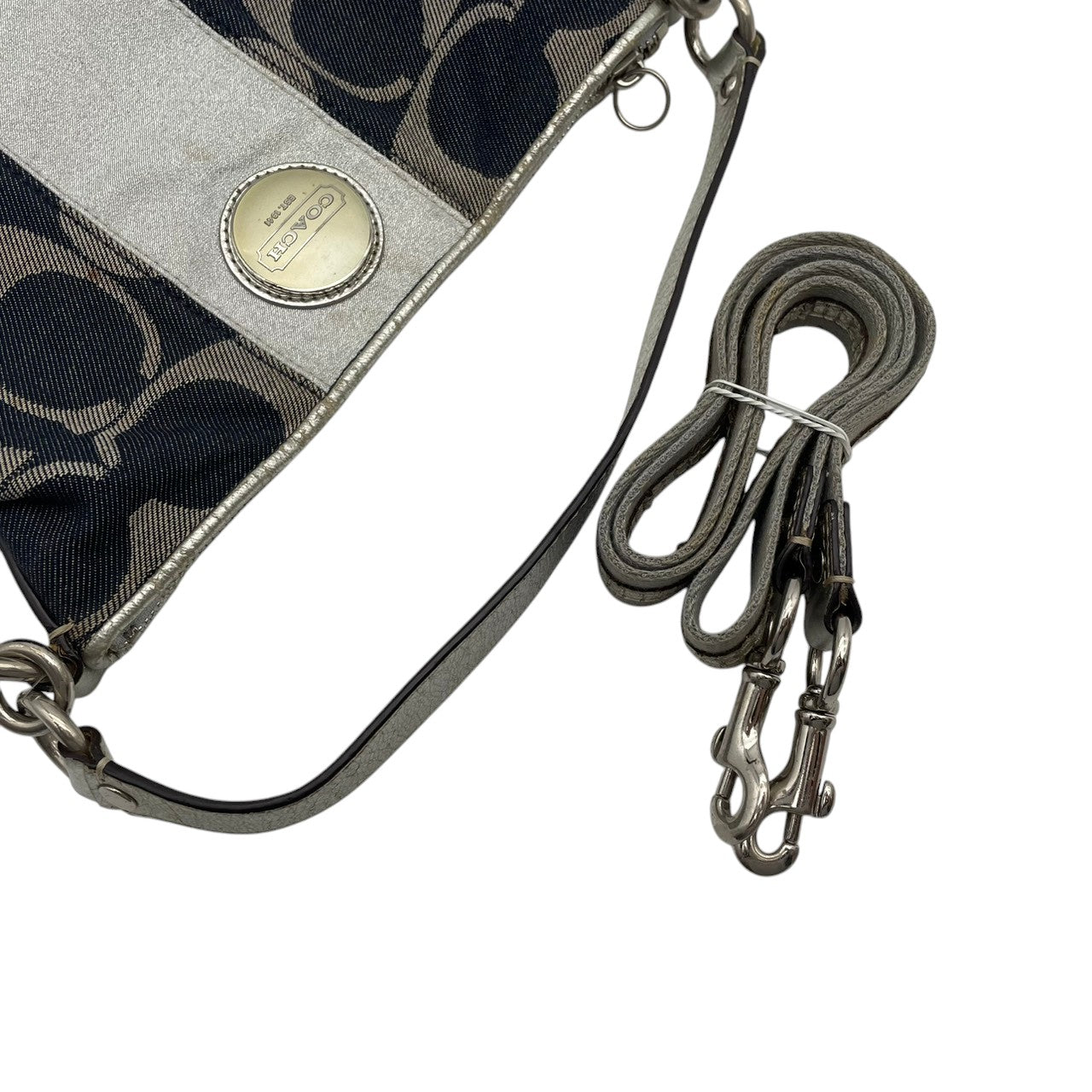 コーチ COACH シグネチャー ストライプ デミ クロスボディ ショルダーバッグ ハンドバッグ 2WAY キャンバス レザー ネイビー シルバー メタリック シルバー金具 エレガント カジュアル お出かけ レディース 女性 人気 定番 F17439 S3