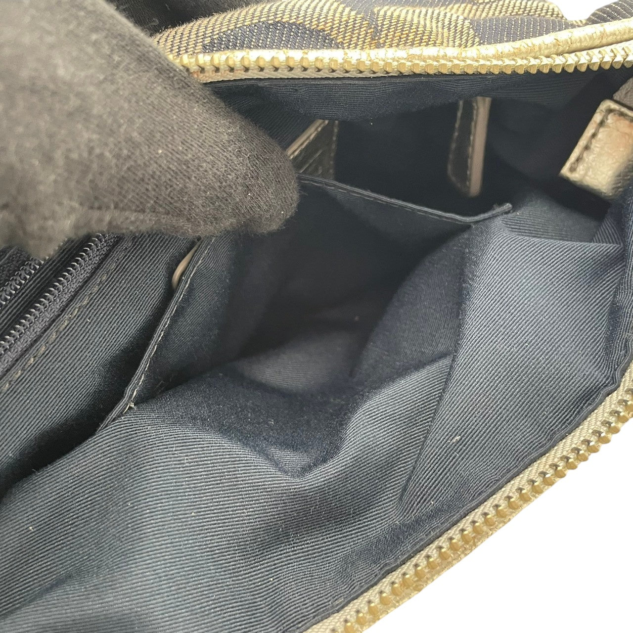 コーチ COACH シグネチャー ストライプ デミ クロスボディ ショルダーバッグ ハンドバッグ 2WAY キャンバス レザー ネイビー シルバー メタリック シルバー金具 エレガント カジュアル お出かけ レディース 女性 人気 定番 F17439 S3