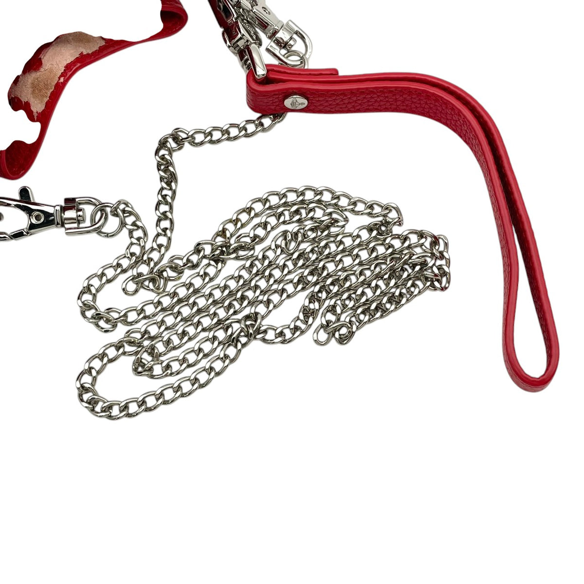 ヴィヴィアンウエストウッド Vivienne Westwood Chrissy クリッシー スモール バケットバッグ ショルダーバッグ 斜め掛け 巾着 ヴィーガンレザー 本革 ローズレッド 赤系 シルバー金具 オーブモチーフ エレガント レディース S79