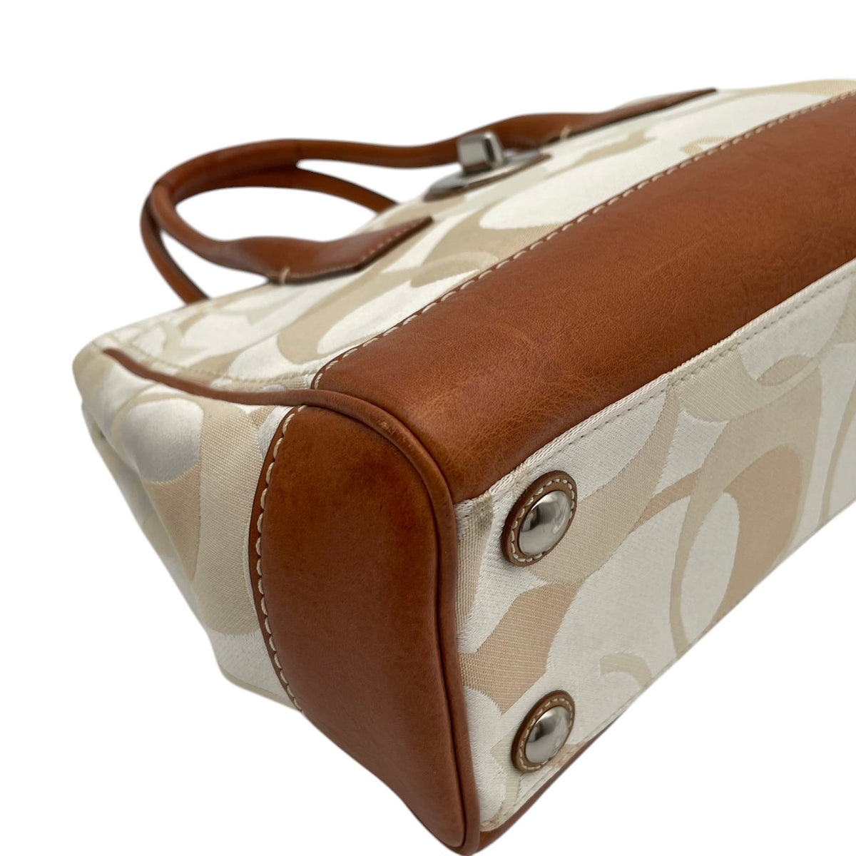 【美品】コーチ COACH マデリン オプティック シグネチャー トートバッグ ハンドバッグ 肩掛け キャンバス レザー 本革 アイボリー キャメルブラウン シルバー金具 ターンロック エレガント カジュアル 11820 S94