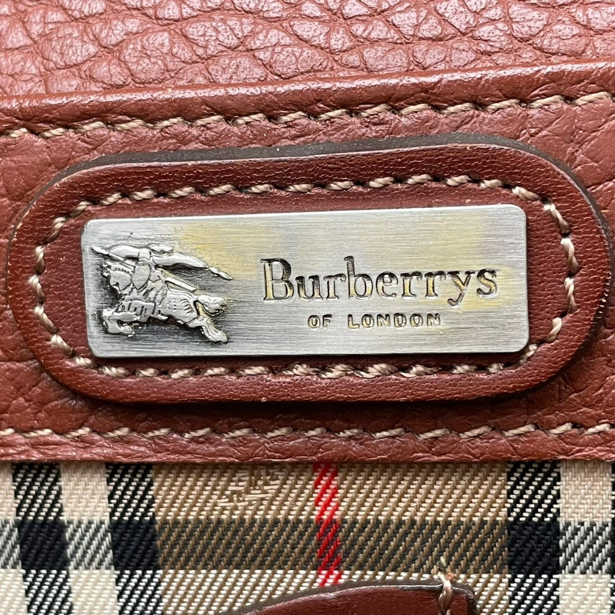 バーバリー Burberrys ヴィンテージ レザー クラッチバッグ セカンドバッグ 手提げかばん シュリンク シボ革 本革 ブラウン 茶色 シルバー金具 鍵付き ロック金具 ホースマーク フラップ メンズ レディース ユニセックス S94