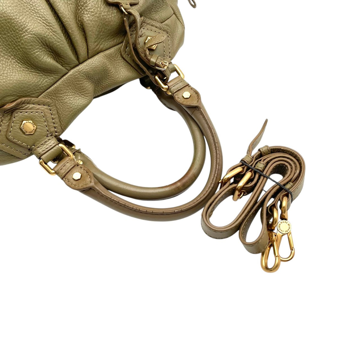 マークバイマークジェイコブス MARC BY MARC JACOBS クラシック Q グルーヴィー ショルダーバッグ ハンドバッグ 2WAY 斜め掛け レザー 本革 オリーブ カーキ系 ゴールド金具 メタルプレート チャーム レディース S35