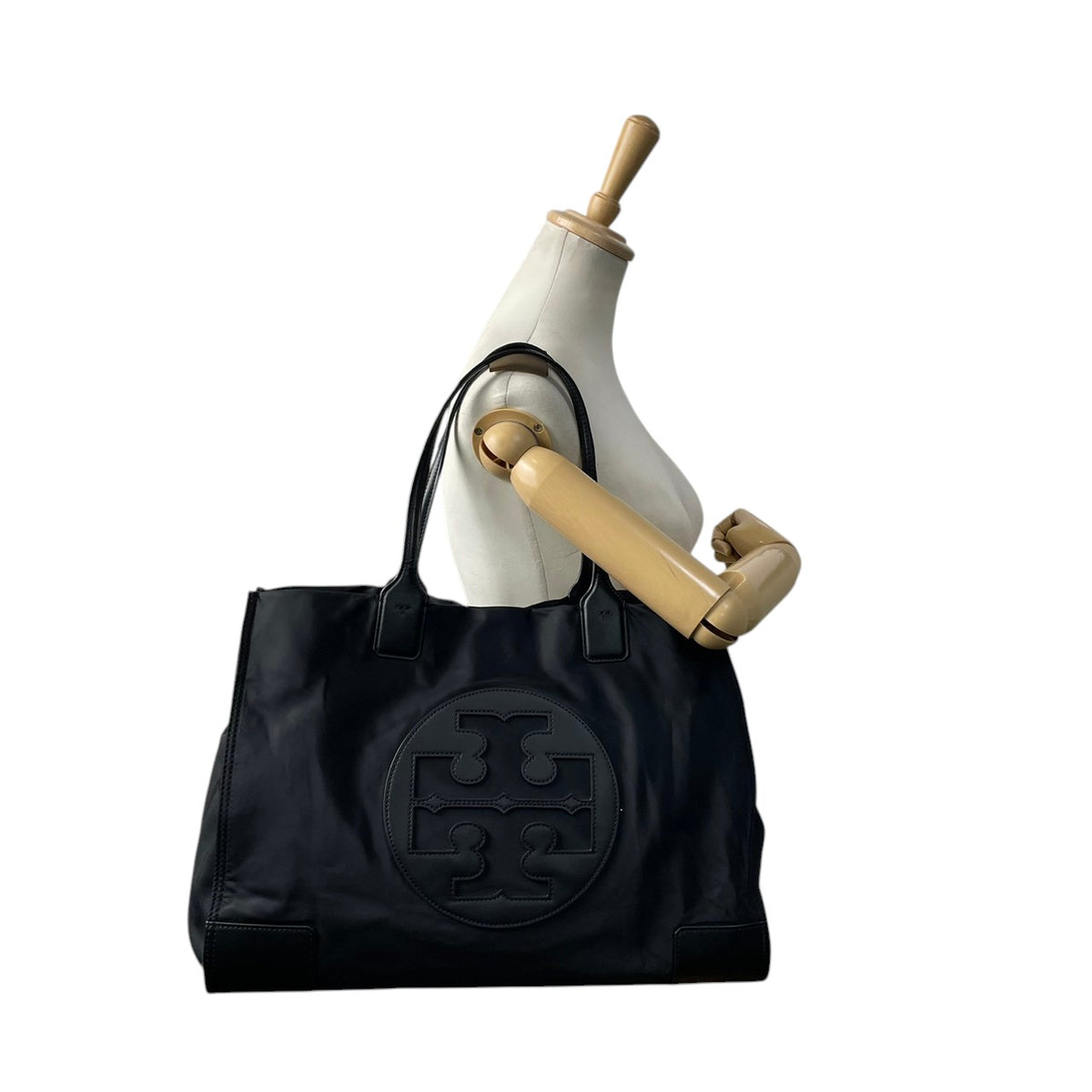 【美品】トリーバーチ TORY BURCH エラ Ella トートバッグ ハンドバッグ ショルダーバッグ 肩掛け ナイロン レザー 本革 ブラック 黒 デカロゴ トライアングル コーナー パッチ A4収納 大容量 通学 通勤 S35