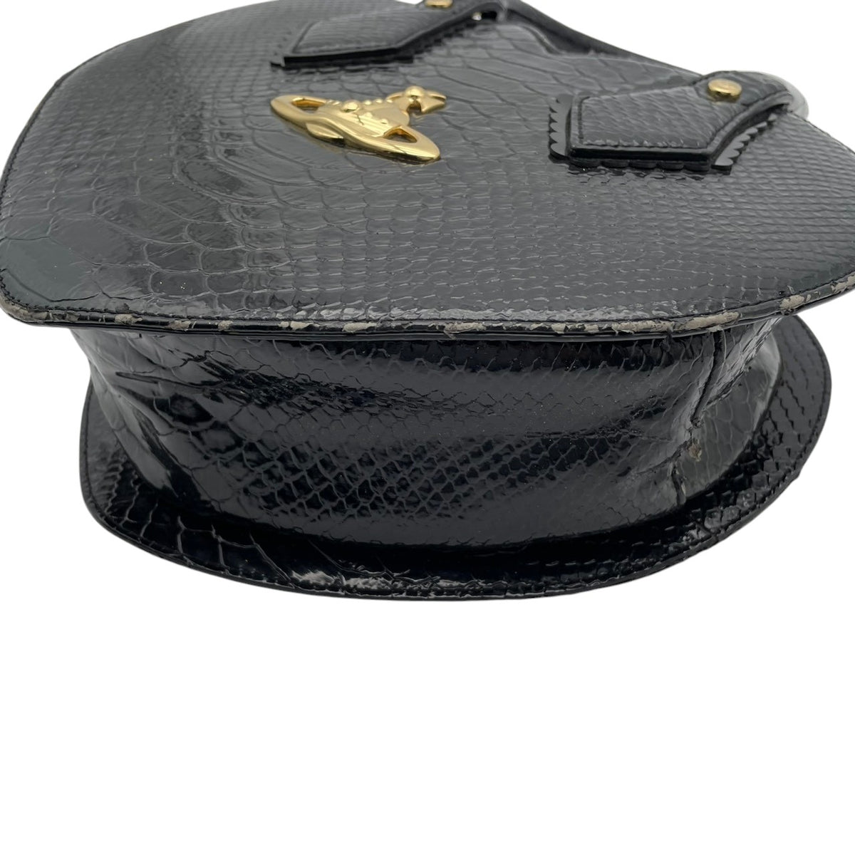 ヴィヴィアンウエストウッド Vivienne Westwood FRILLY SNAKE HEART ハート型 2WAY ハンドバッグ ショルダーバッグ 斜め掛け パテント エナメル レザー 本革 ブラック 黒 ゴールド金具 オーブチャーム 個性的 S51
