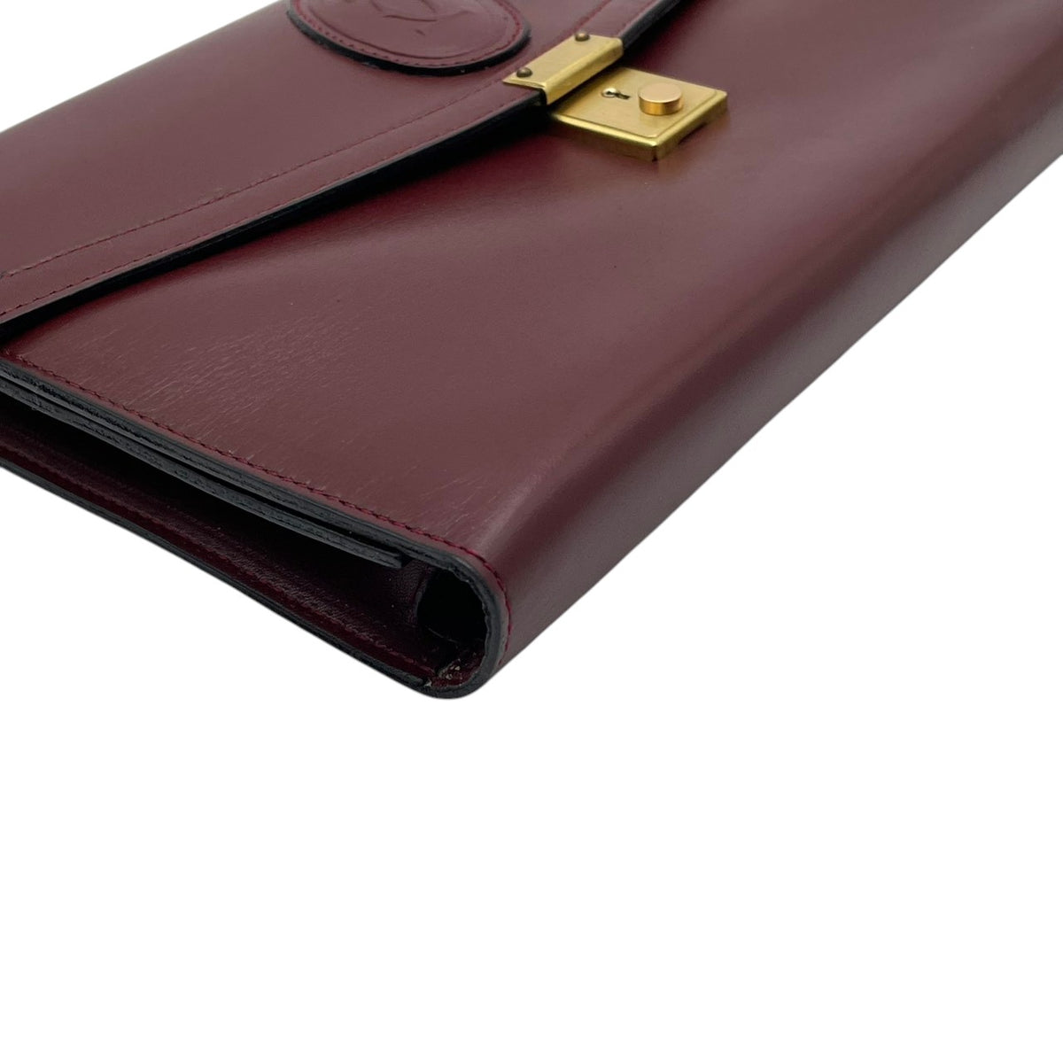 カルティエ Cartier マストライン Must de Cartier レザー セカンドバッグ クラッチバッグ 手提げかばん フラップ 鍵付き ロック金具 2Cモチーフ エンボス 本革 ボルドー バーガンディ 赤紫 ゴールド金具 ビンテージ S51