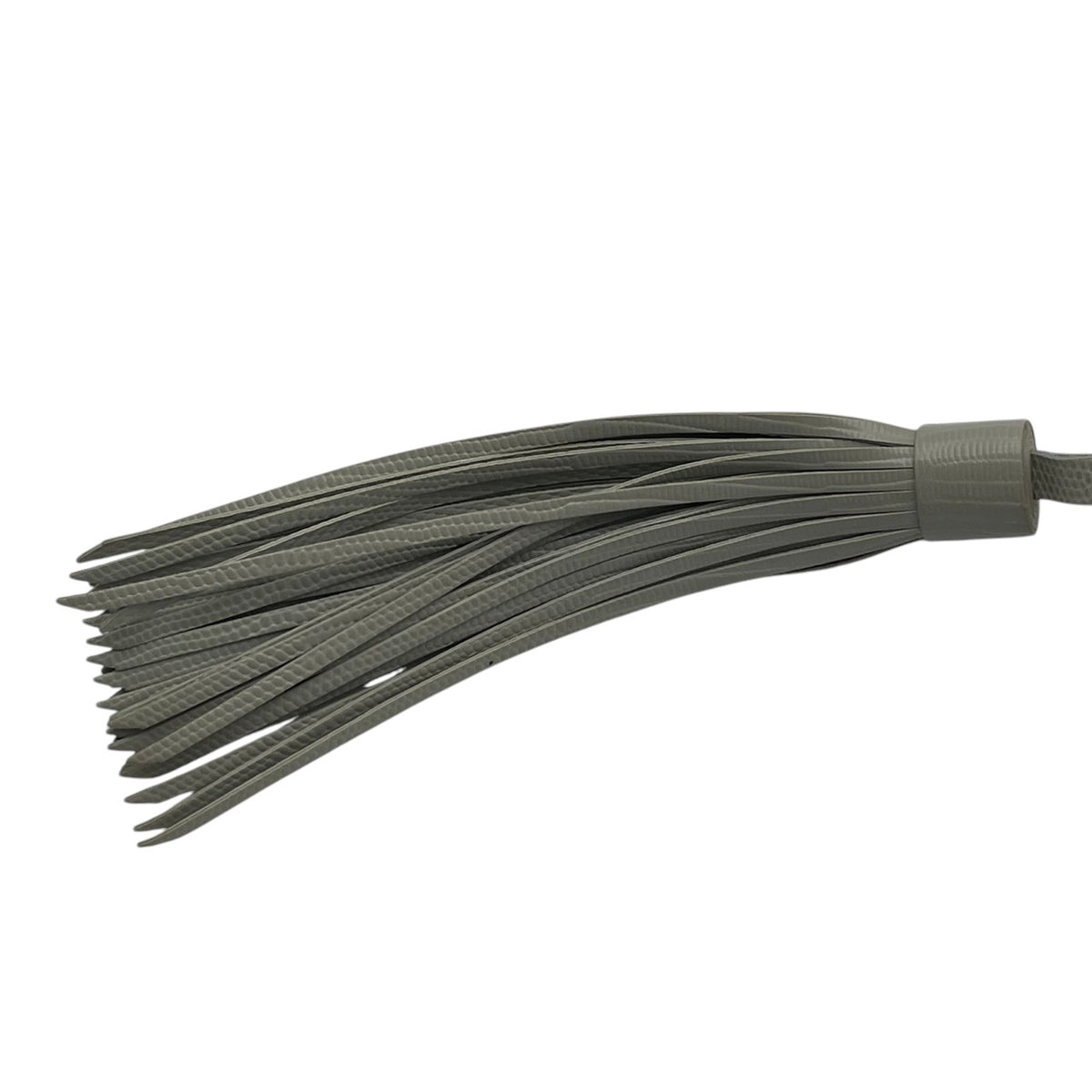 トフアンドロードストーン TOFF&LOADSTONE レヴュー ショルダーバッグ ポシェット 斜め掛け 型押し レザー 本革 ライトグレー アイスグレー アンティーク 真鍮金具 タッセルチャーム クラシカル エレガント レディース S51
