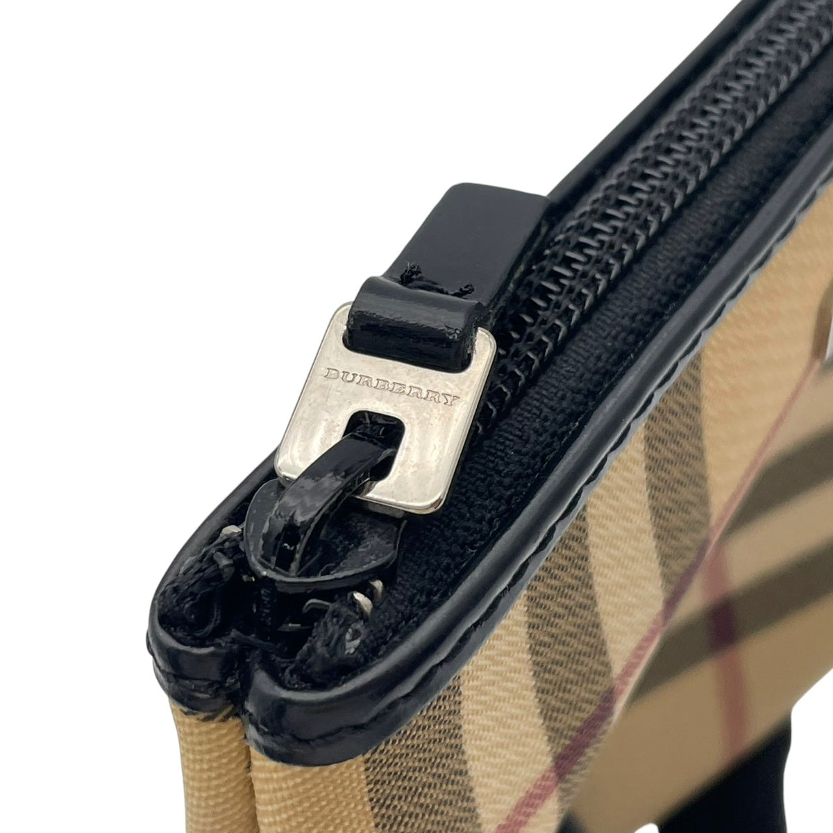【美品】バーバリー BURBERRY ノバチェック PVC レザー コスメポーチ 化粧ポーチ マルチポーチ 小物入れ メイクポーチ ベージュ ブラック 黒 シルバープレート金具 トラベル エレガント クラシカル レディース メンズ M3