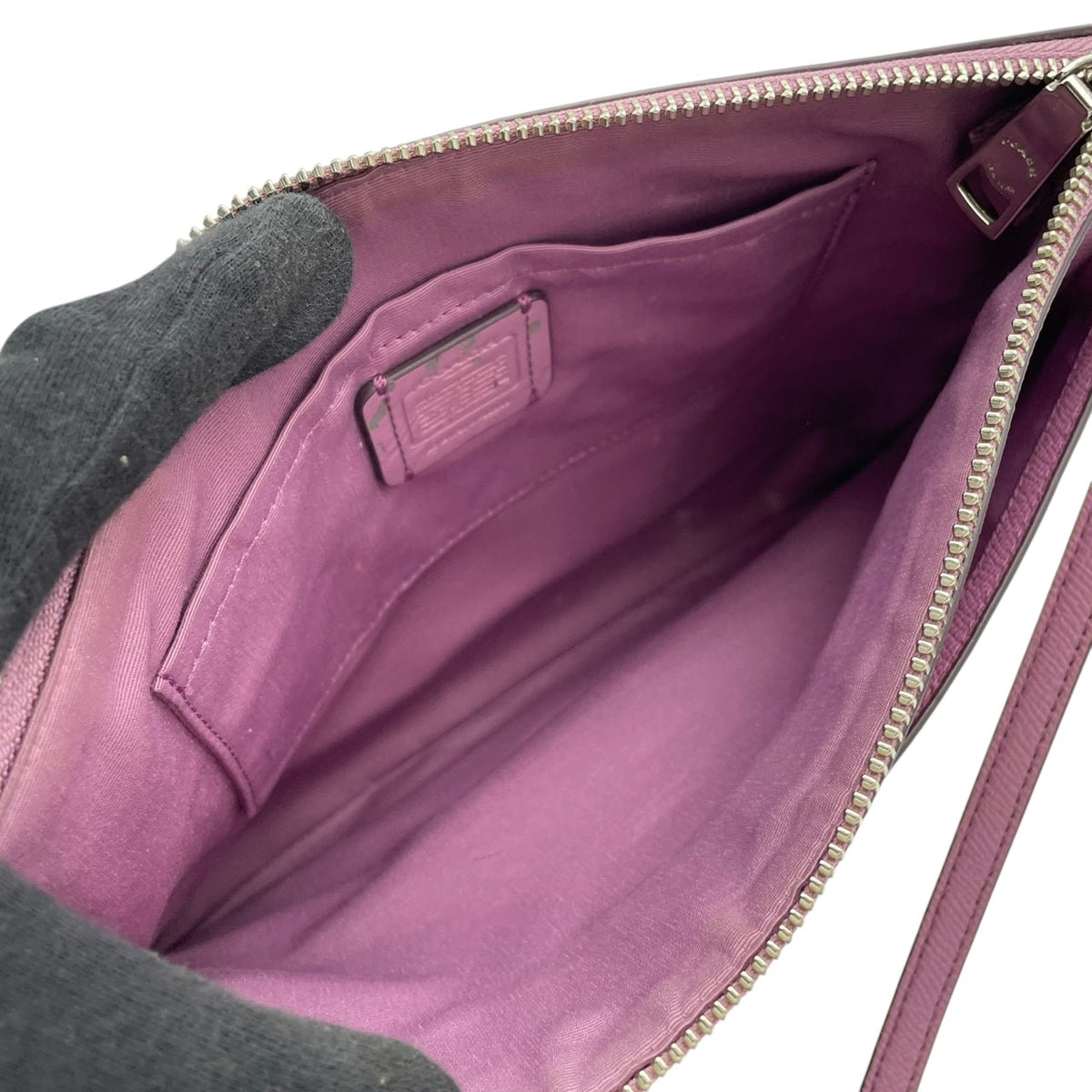 【良品】COACH コーチ F22252 クロスボディ ショルダーバッグ 斜め掛け レザー ライトパープル レディース デイリー カジュアル シンプル 可愛い ポシェット S86