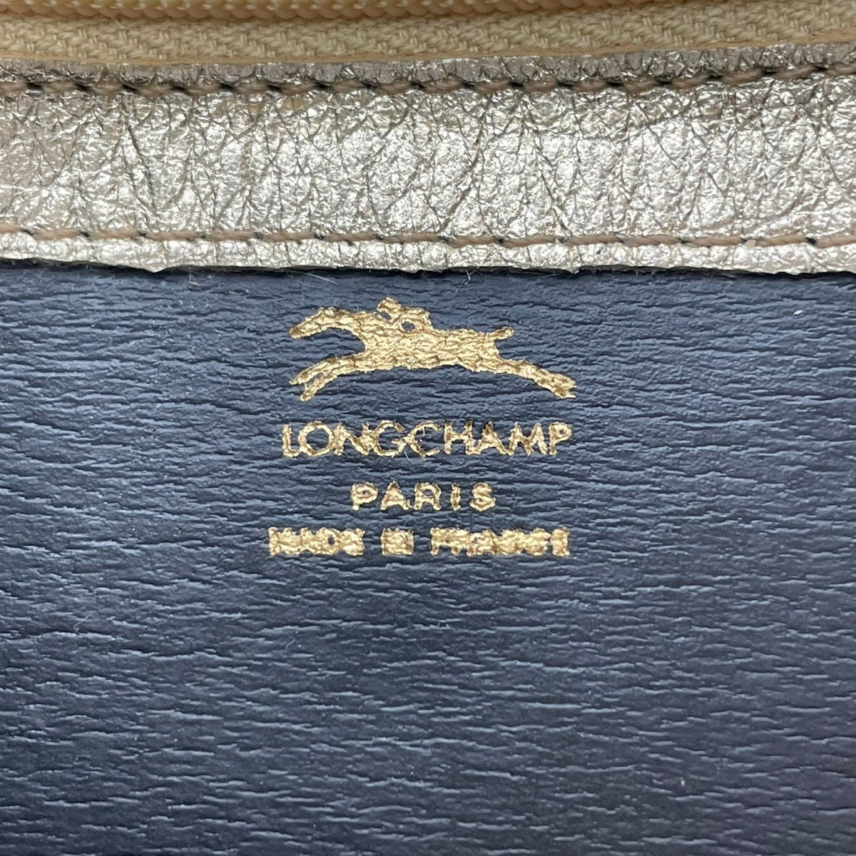 【良品】LONGCHAMP ロンシャン ヴィンテージ クラッチバッグ セカンドバッグ レザー 本革 ゴールド シルバー メタリック バイカラー レディース 軽量 エレガント パーティー お呼ばれ 上品 希少 レア 小物入れ 普段使い サブバッグ 大人 S86