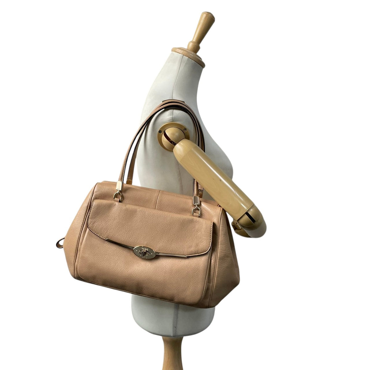【美品】COACH コーチ 25166 マディソン マデリン サッチェル ハンドバッグ トートバッグ レザー 本革 ベージュ レディース エレガント フォーマル カジュアル 通勤 通学 お出かけ カバン 鞄 上品 シンプル S92