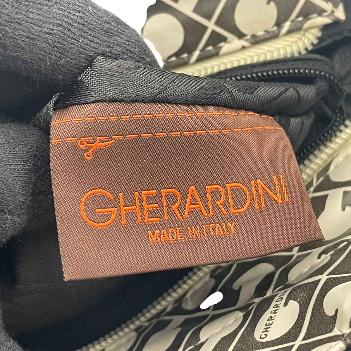 【美品】GHERARDINI ゲラルディーニ トートバッグ ハンドバッグ モノグラム柄 ナイロン レザー ブラック アイボリー デイリー お出かけ エレガント 上品 レディース トレンド ブランド バッグ オシャレ S20