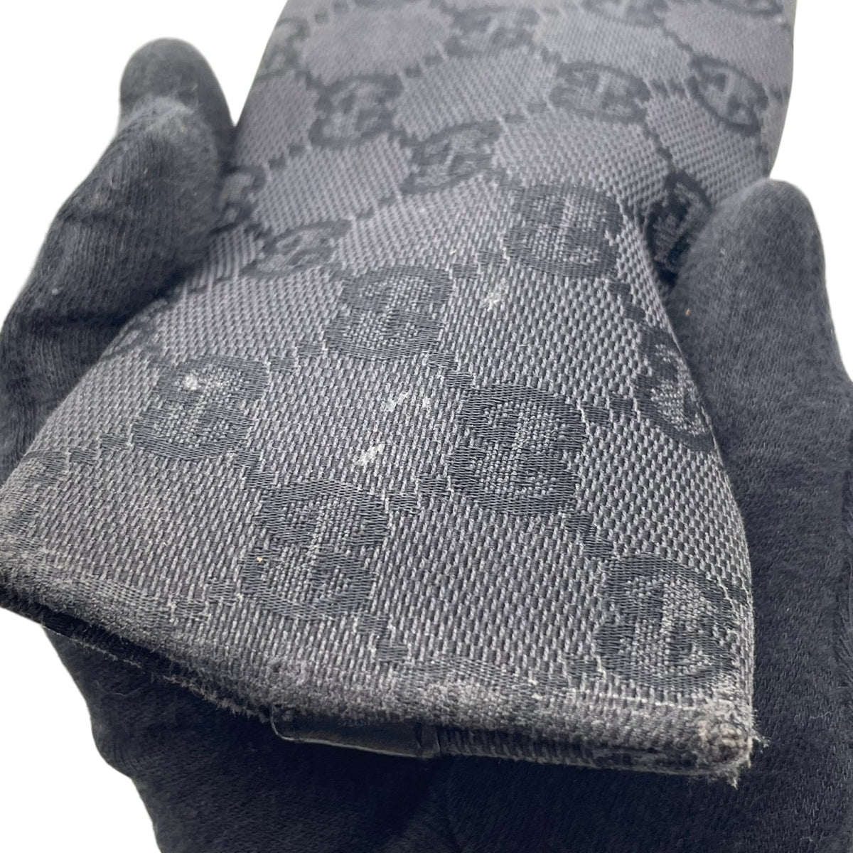 【良品】GUCCI グッチ ポケットティッシュケース ポーチ GGキャンバス レザー ブラック 黒 小物入れ ミニポーチ エレガント 上品 カジュアル 高級感 デイリー お出かけ メンズ レディース カバン 鞄 オシャレ ブランド W4