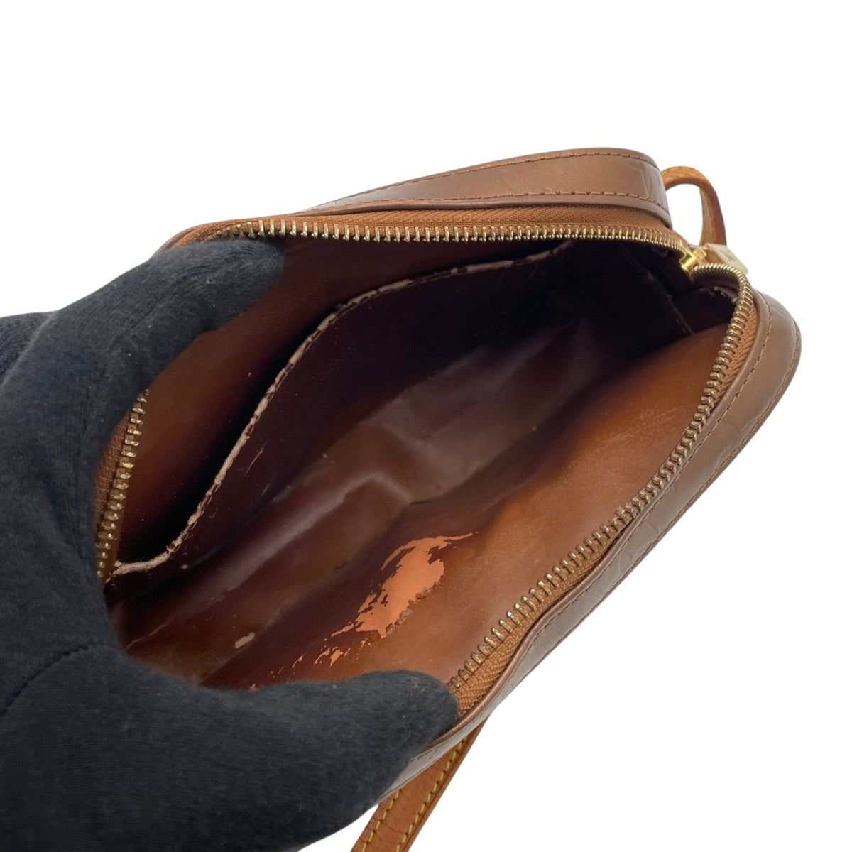 【良品】ルイヴィトン LOUIS VUITTON ショルダーバッグ モノグラム ヴェルニ クリスティMM パテントレザー ブロンズ 斜め掛け 肩掛け エナメル フラップポケット クラシック 高級感 エレガント 上品 レディース ブランド S20