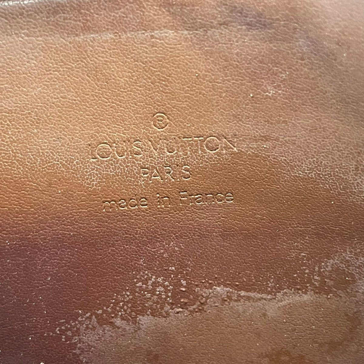 【良品】ルイヴィトン LOUIS VUITTON ショルダーバッグ モノグラム ヴェルニ クリスティMM パテントレザー ブロンズ 斜め掛け 肩掛け エナメル フラップポケット クラシック 高級感 エレガント 上品 レディース ブランド S20