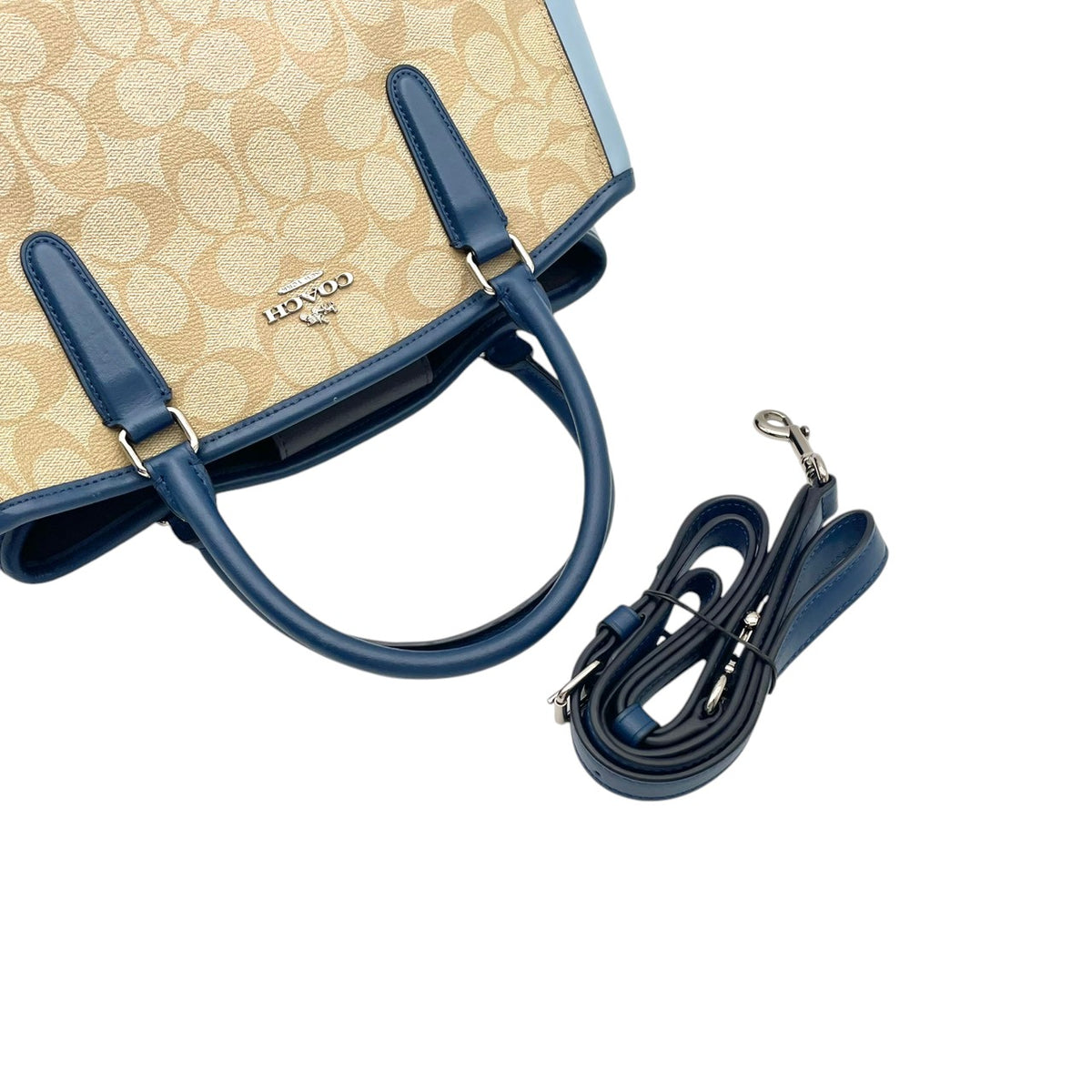 【美品】COACH コーチ 2WAYハンドバッグ ショルダーバッグ シグネチャー カラーブロック マーゴット キャリーオール PVC レザー ベージュ ライトブルー 斜め掛け 肩掛け カバン 鞄 レディース オシャレ ブランド S90