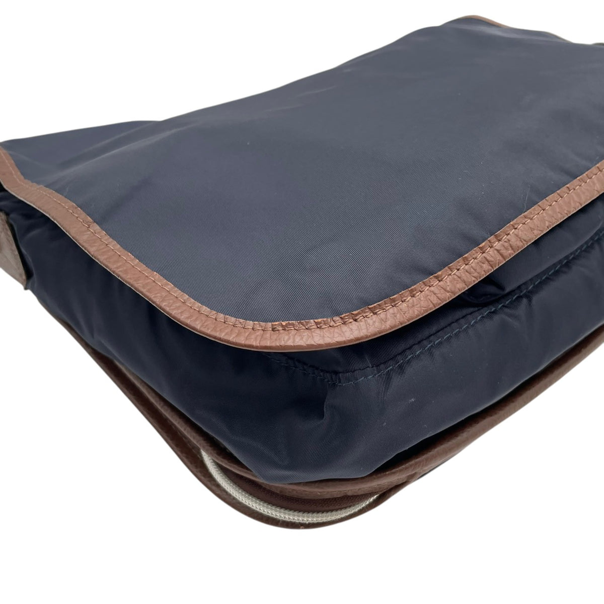 【良品】Orobianco オロビアンコ 2WAY ショルダーバッグ ハンドバッグ ナイロン レザー ネイビー 紺 ブラウン 茶 斜め掛け 肩掛け A4収納可能 軽量 ビジネス カジュアル メンズ レディース カバン 鞄 S98ｖ