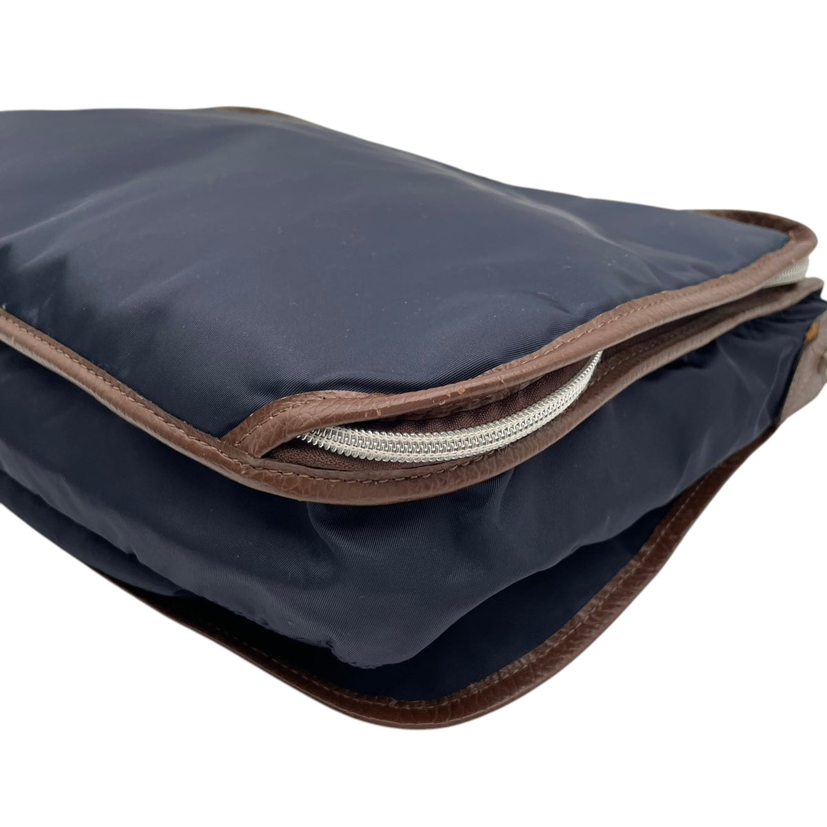 【良品】Orobianco オロビアンコ 2WAY ショルダーバッグ ハンドバッグ ナイロン レザー ネイビー 紺 ブラウン 茶 斜め掛け 肩掛け A4収納可能 軽量 ビジネス カジュアル メンズ レディース カバン 鞄 S98ｖ