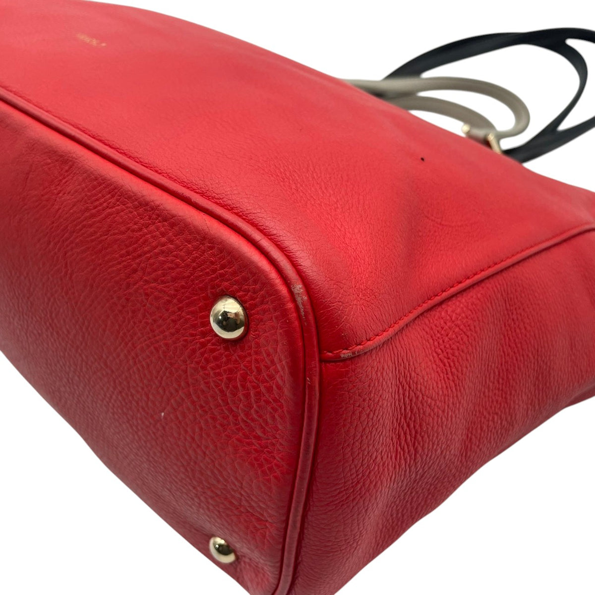 【良品】FURLA フルラ トートバッグ ハンドバッグ シボ革 レザー オレンジ 赤系 マルチハンドル 肩掛け 手提げ A4収納可能 大容量 チャーム付き レディース カジュアル エレガント カバン 鞄 オシャレ ブランド S83