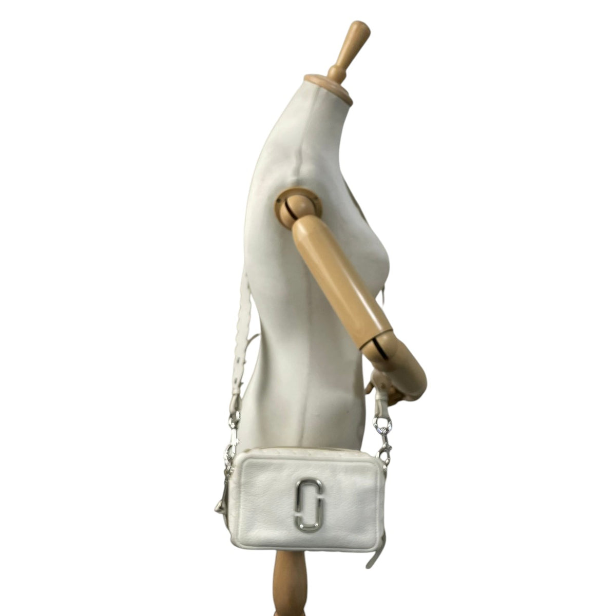 【良品】MARC JACOBS マークジェイコブス ショルダーバッグ ザ ソフトショット スカロップ 21 レザー ホワイト 白 アイボリー 斜め掛け クロスボディ ダブルジップ スカロップカット レディース カバン 鞄 S83
