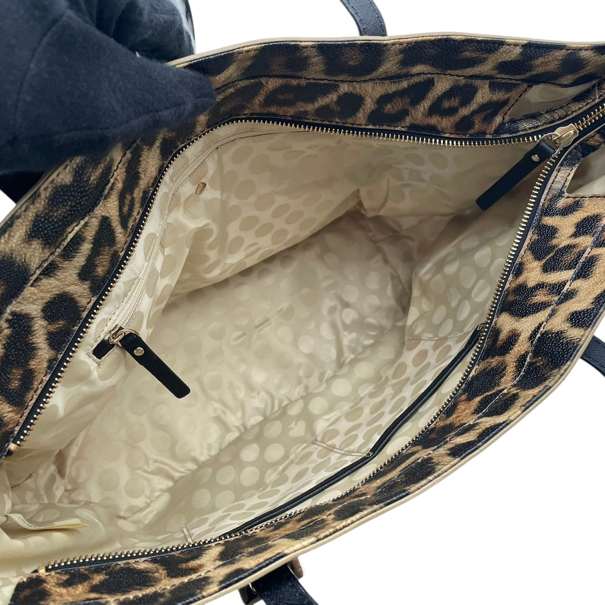 【良品】kate spade ケイトスペード トートバッグ ハンドバッグ レオパード柄 ヒョウ柄 アニマル柄 コーティングキャンバス パテントレザー ブラウン ブラック 肩掛け A4収納可能 大容量 レディース S83