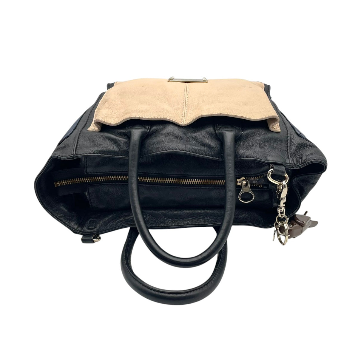 【良品】See By Chloe シーバイクロエ トートバッグ ショルダーバッグ NELLIE ネリー 2WAY ハンドバッグ レザー ベージュ ブラック 黒 ネイビー マルチカラー 斜め掛け 肩掛け チャーム付き レディース S83