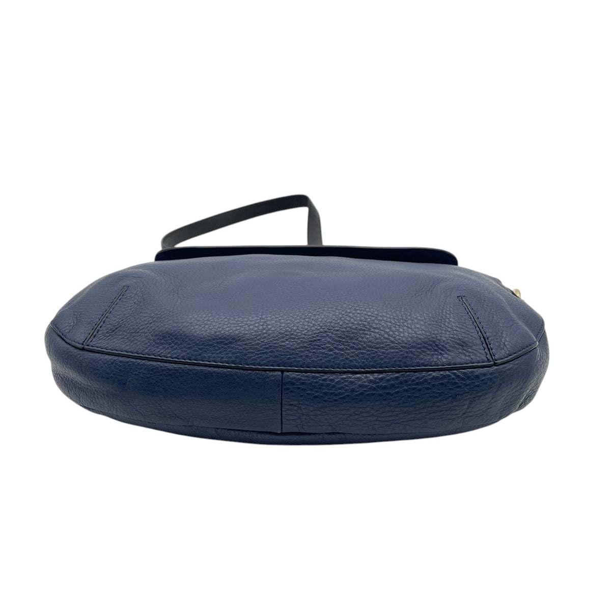 【良品】FURLA フルラ ショルダーバッグ ハーフムーン レザー ネイビー 紺 ブラック 黒 バイカラー クロスボディ 斜め掛け 肩掛け フラップ シボ革 エレガント カジュアル チャーム金具 レディース S83