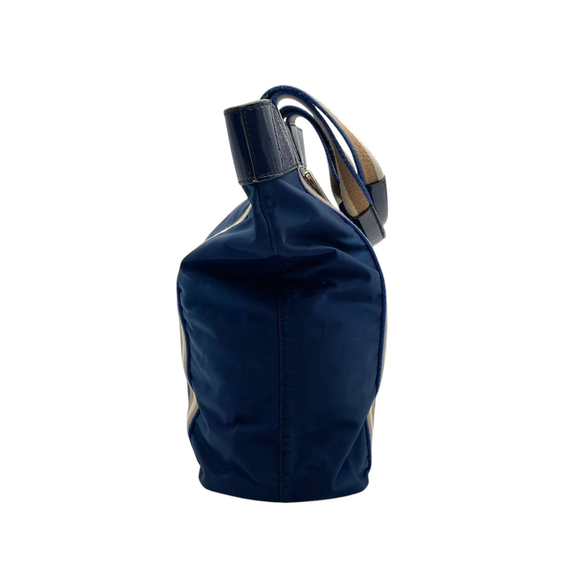 良品 ANYA HINDMARCH アニヤハインドマーチ トートバッグ ネイビー ナイロン パテントレザー ストライプ リボンロゴ ボウロゴ ハンドバッグ 肩掛け A4収納 大容量 軽量 レディース 通勤 通学 ビジネス エレガント 上品 S84