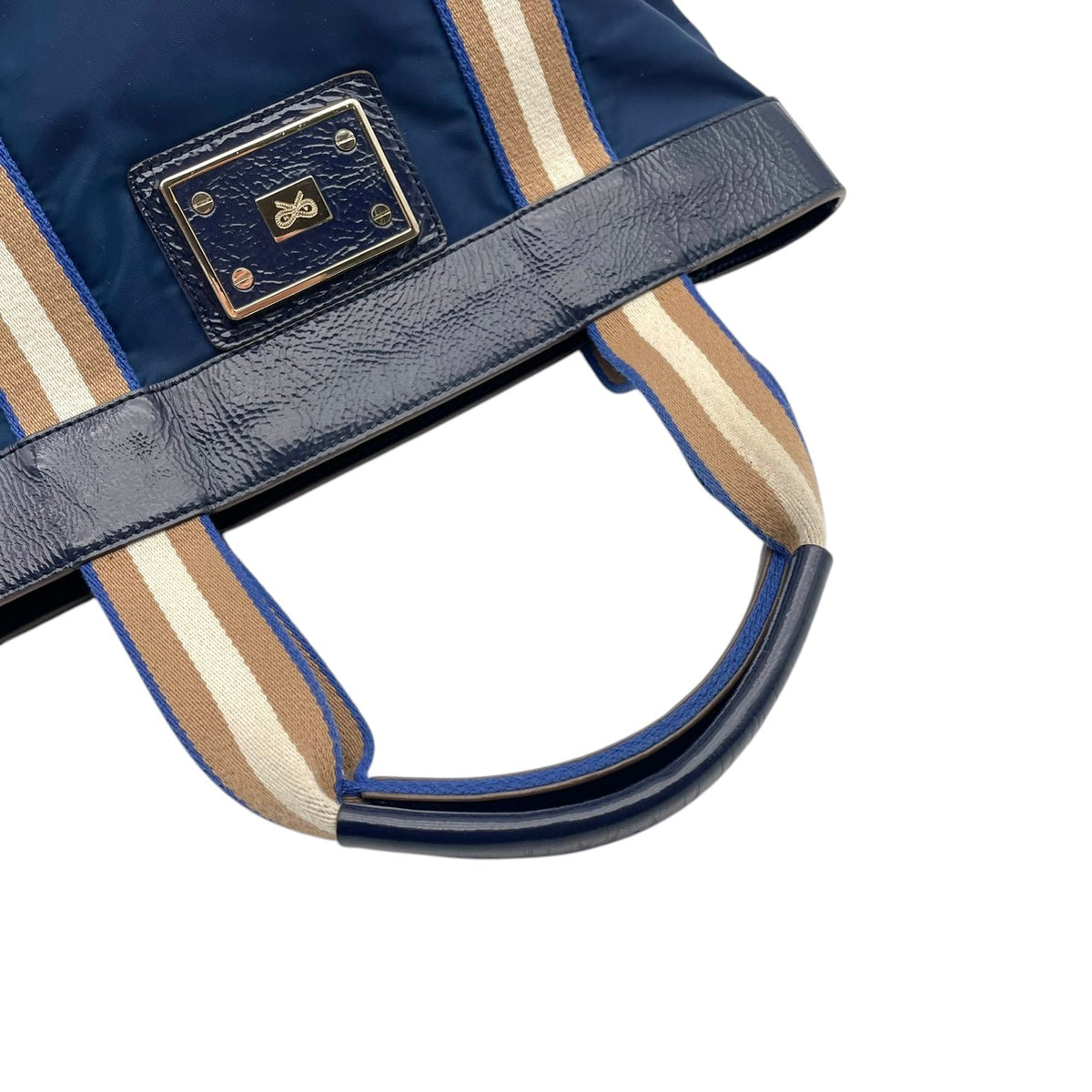 良品 ANYA HINDMARCH アニヤハインドマーチ トートバッグ ネイビー ナイロン パテントレザー ストライプ リボンロゴ ボウロゴ ハンドバッグ 肩掛け A4収納 大容量 軽量 レディース 通勤 通学 ビジネス エレガント 上品 S84