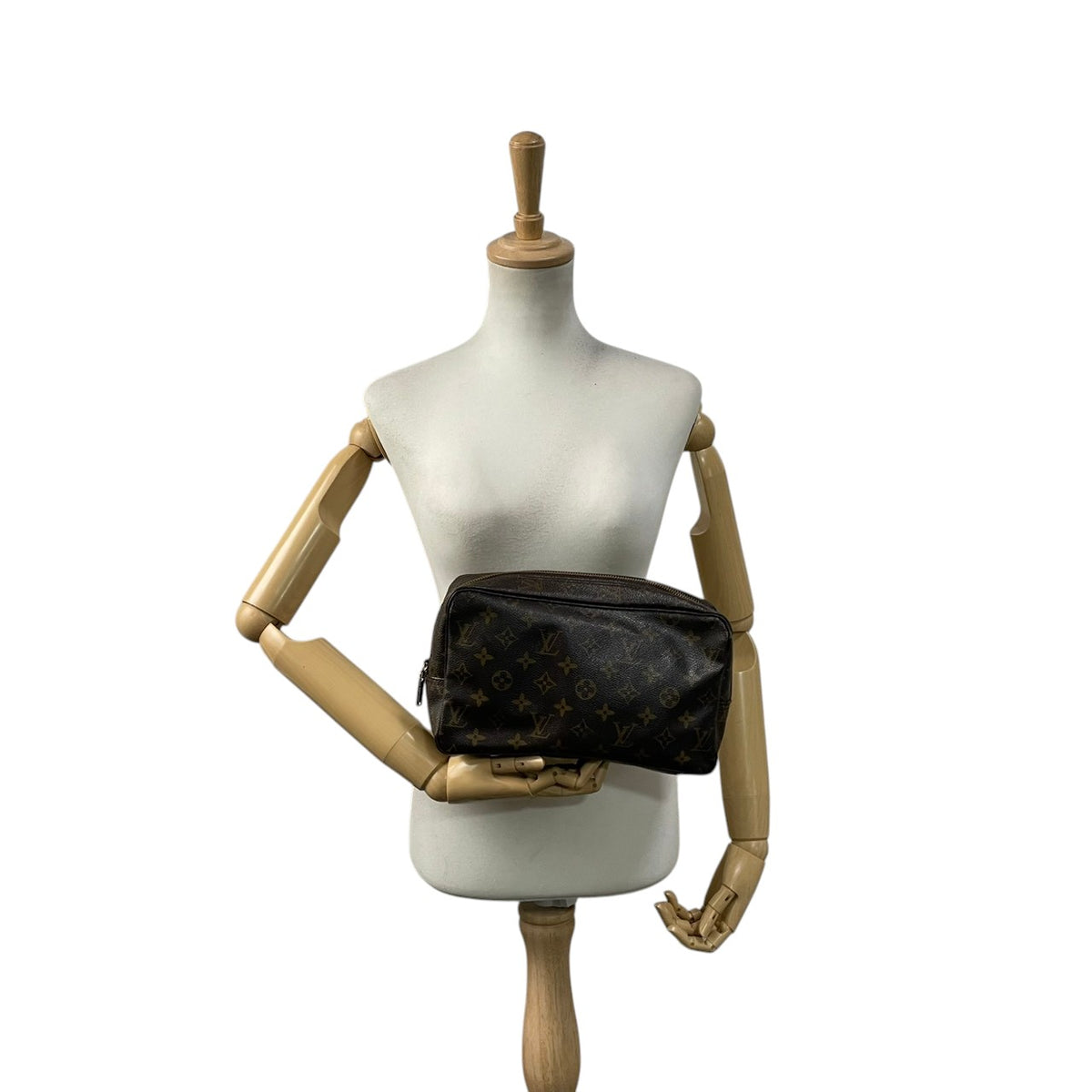 良品 LOUIS VUITTON ルイヴィトン トゥルーストワレット28 モノグラム ポーチ セカンドバッグ クラッチバッグ PVC レザー ブラウン 茶 ゴールド金具 化粧ポーチ コスメケース トラベルケース メンズ レディース ビンテージ S84