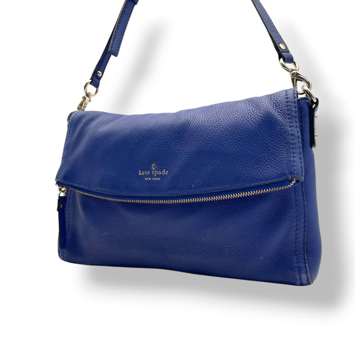 良品 kate spade ケイトスペード ショルダーバッグ コブルヒル Cobble Hill ブルー 青 レザー 本革 シボ革 フォールドオーバー フラップ ファスナー ゴールドロゴ ゴールド金具 斜めがけ クロスボディ レディース デイリー S84