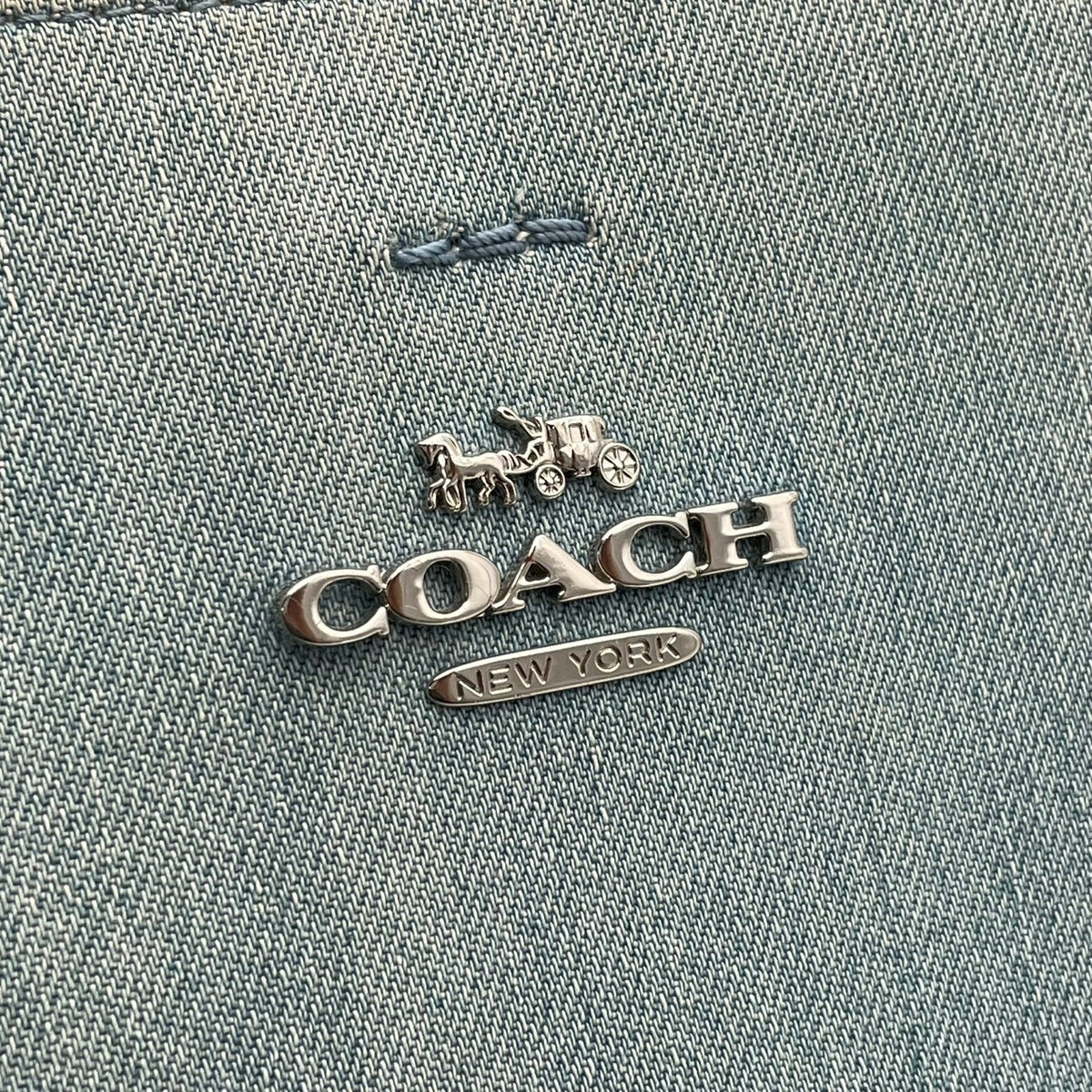 良品 COACH コーチ 91136 アベニュー タウン バケットバッグ トートバッグ ライトブルー 水色 デニム レザー ホースアンドキャリッジ ロゴ シルバー金具 ワンハンドル 肩掛け バケツ型 レディース カジュアル デイリー S84